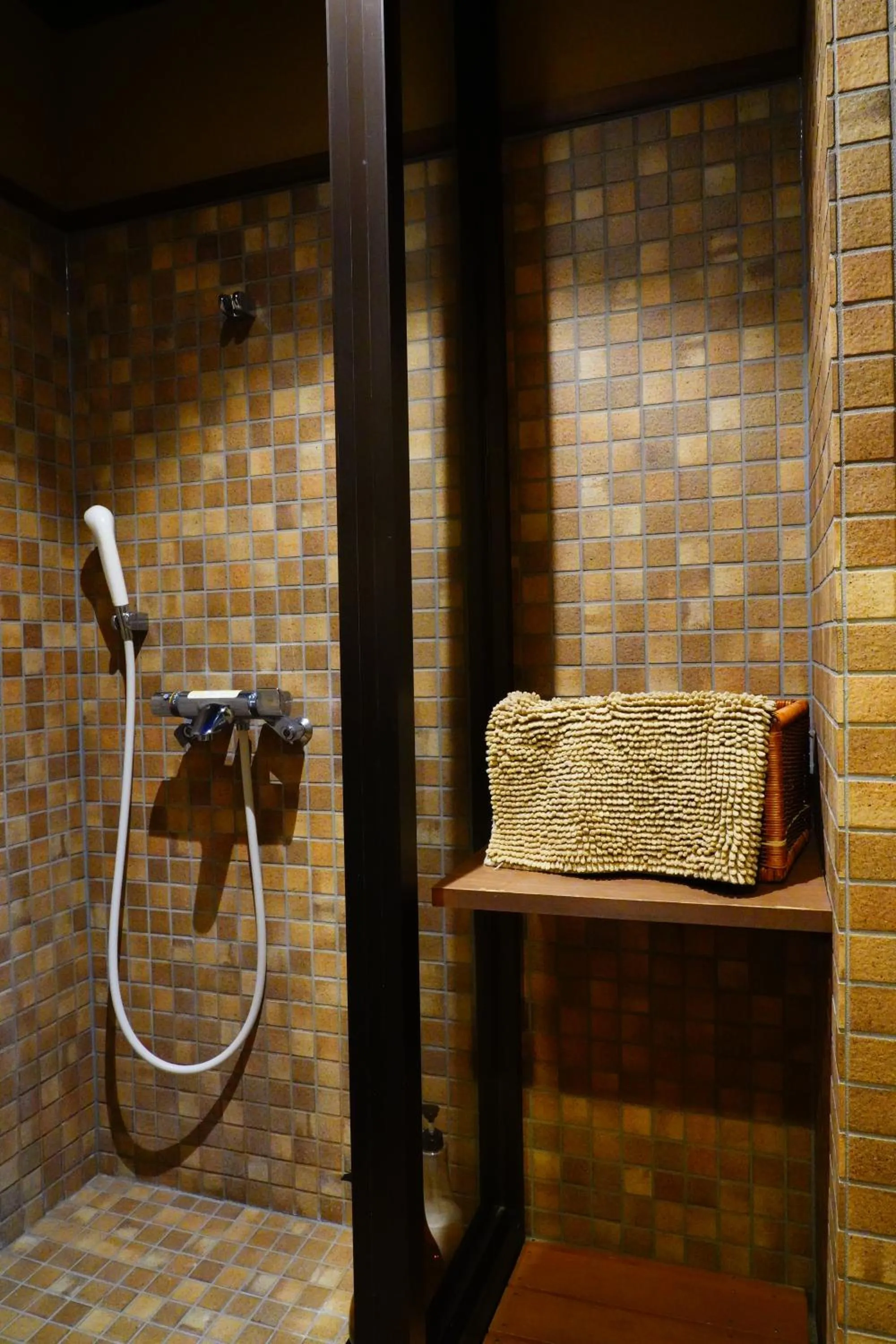 Shower in Dantokan Kikunoya