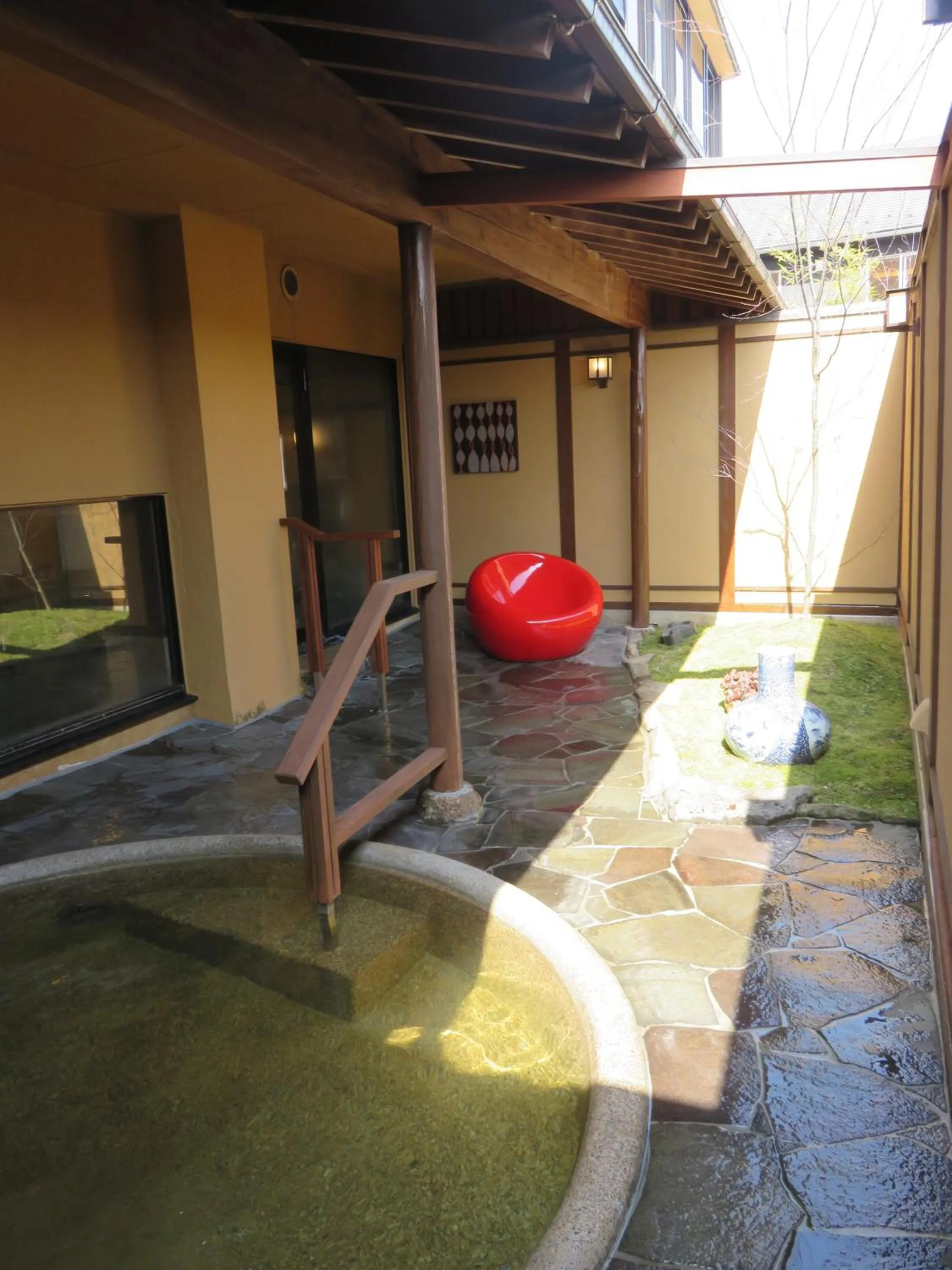 Facade/entrance in Dantokan Kikunoya