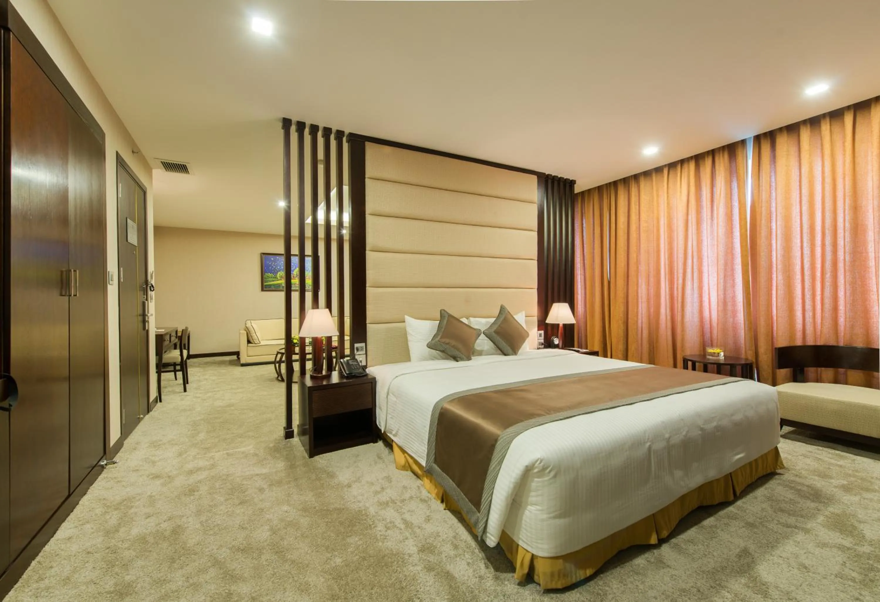 Bed in Muong Thanh Hanoi Centre Hotel