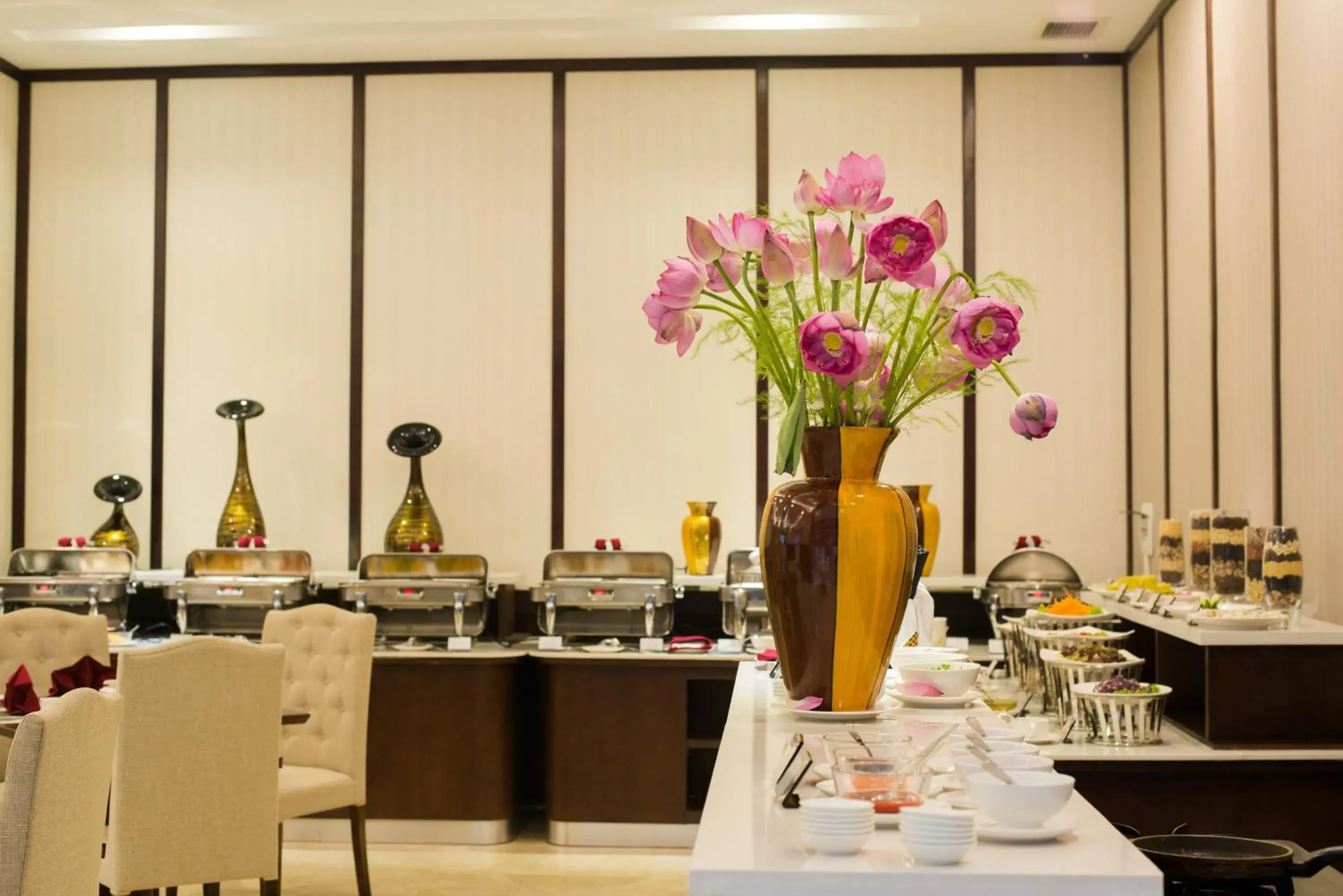 Restaurant/places to eat in Muong Thanh Hanoi Centre Hotel Restaurant/places to eat in Muong Thanh Hanoi Centre Hotel