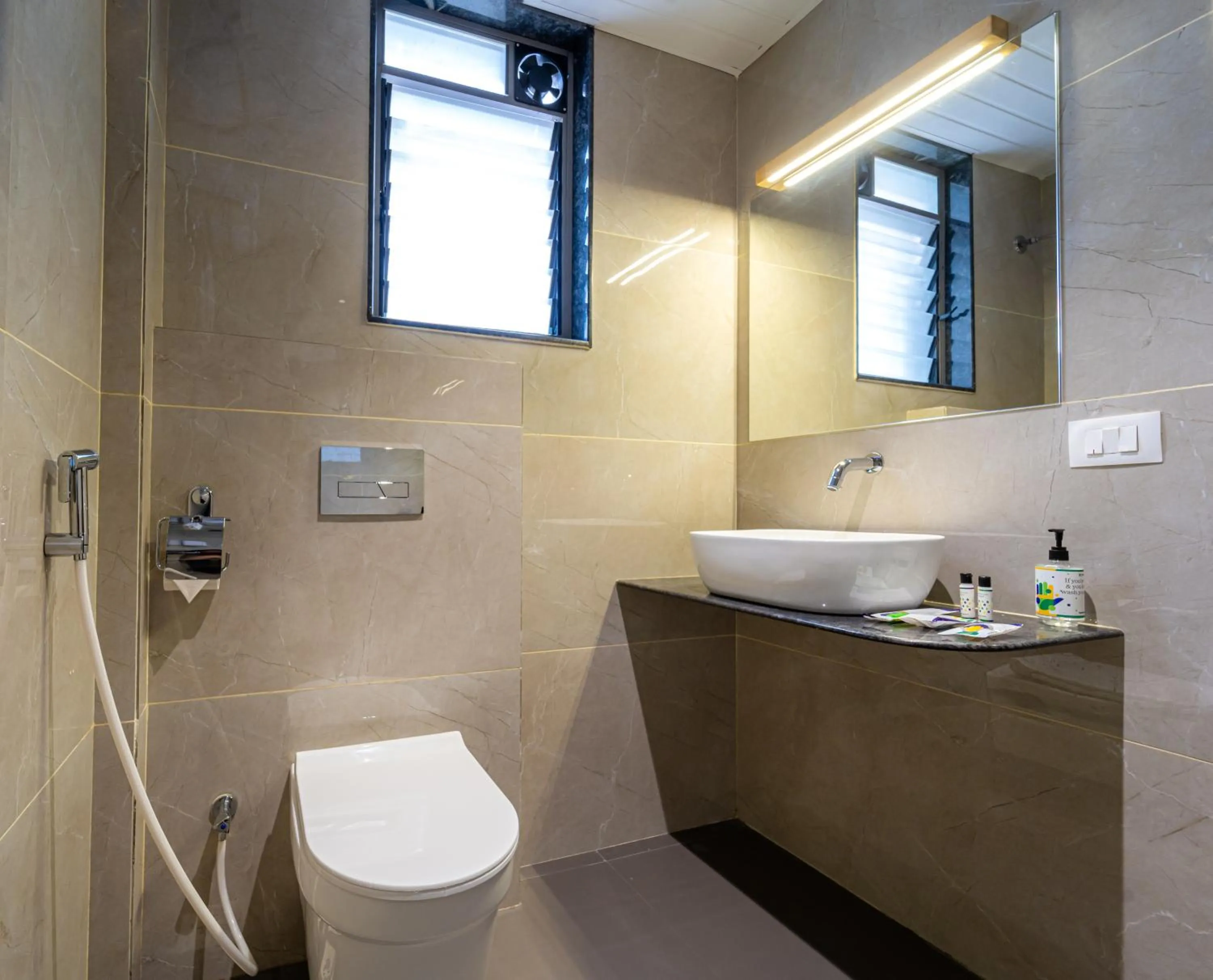 Toilet in Treebo Kaveri