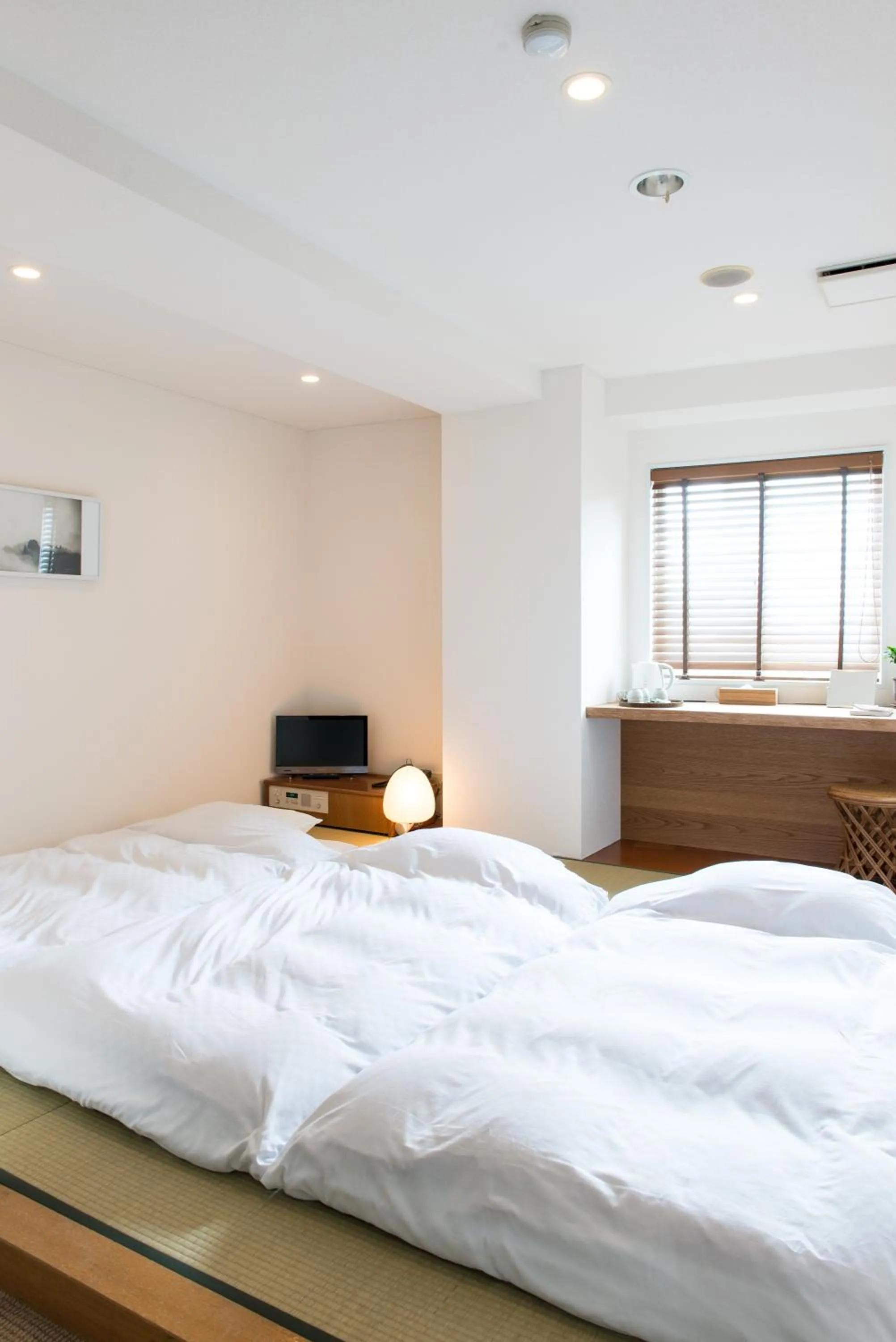 Day, Bed in Hotel Pacific Kanazawa