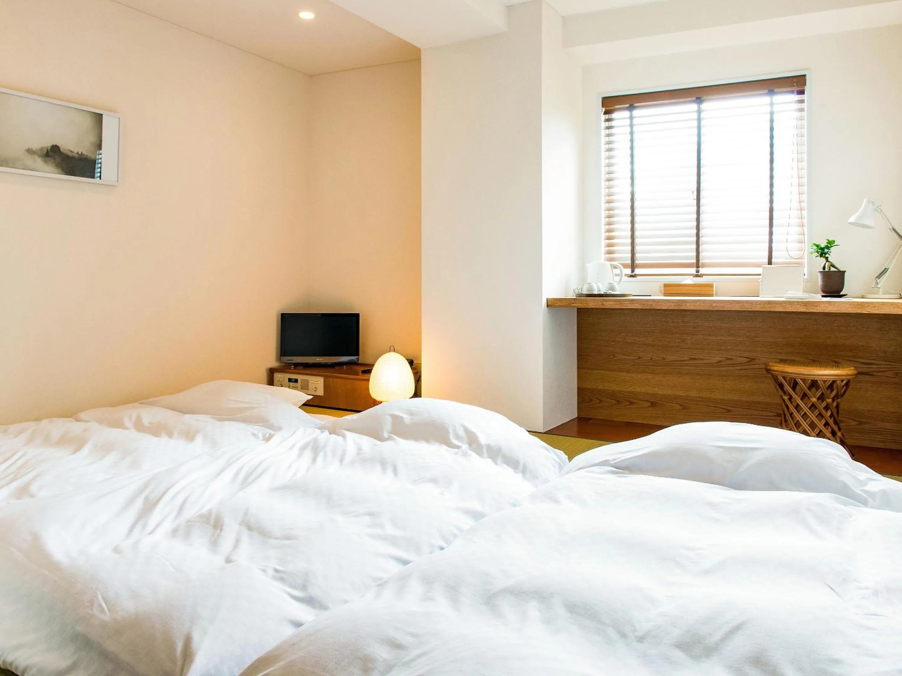 Photo of the whole room, Bed in Hotel Pacific Kanazawa