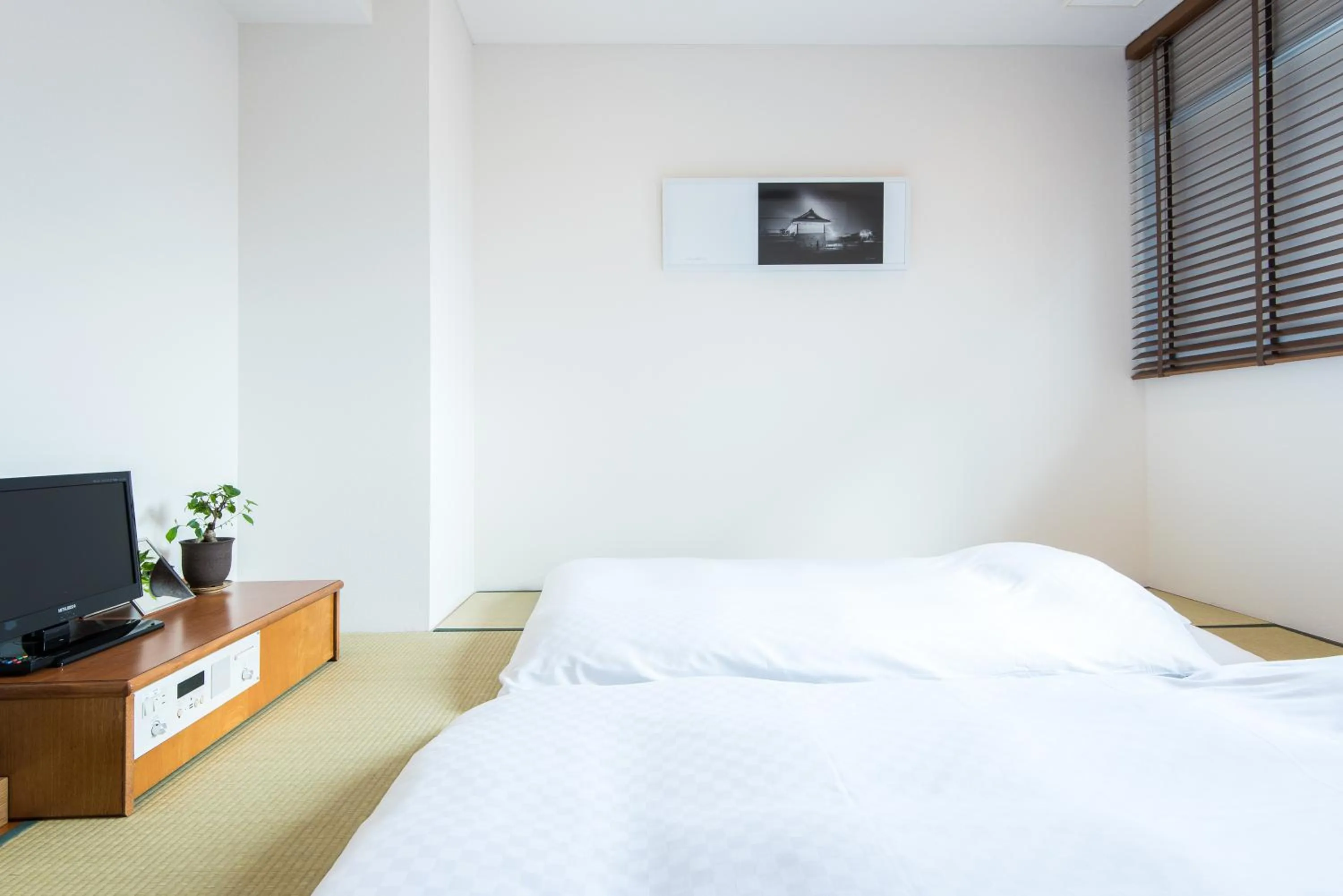 Photo of the whole room, Bed in Hotel Pacific Kanazawa