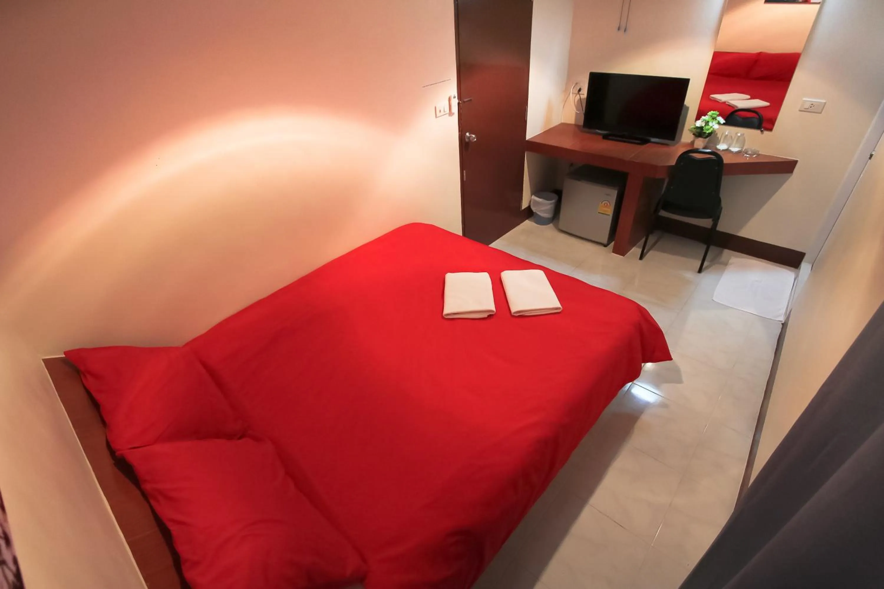 TV and multimedia, Bed in Walking Street Guest House