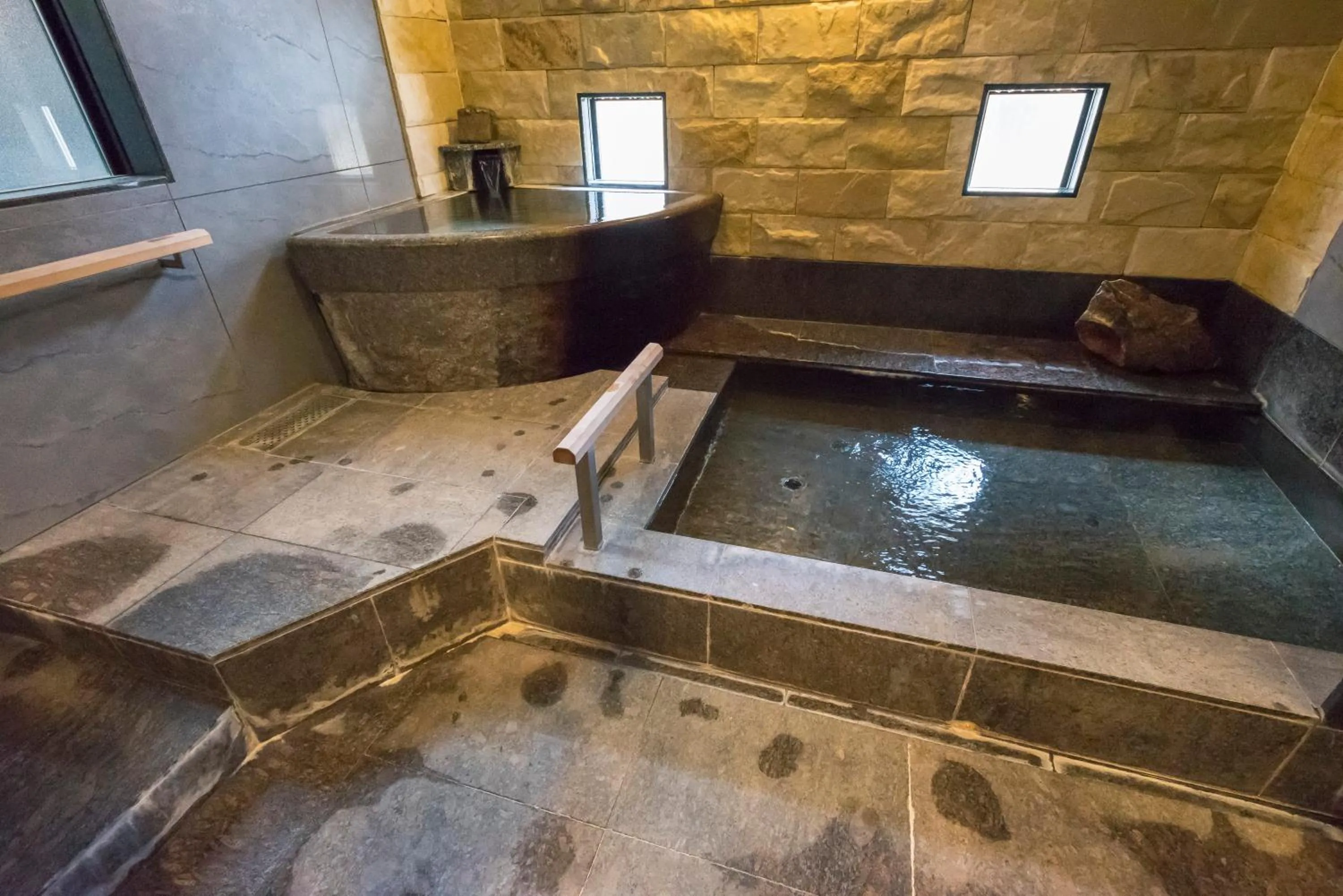 Hot Spring Bath in Awara Grand Hotel