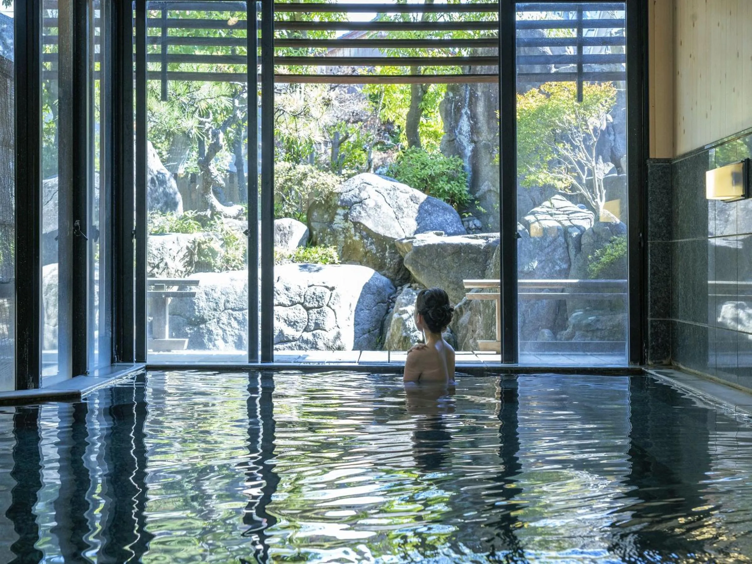 Public Bath in Awara Grand Hotel