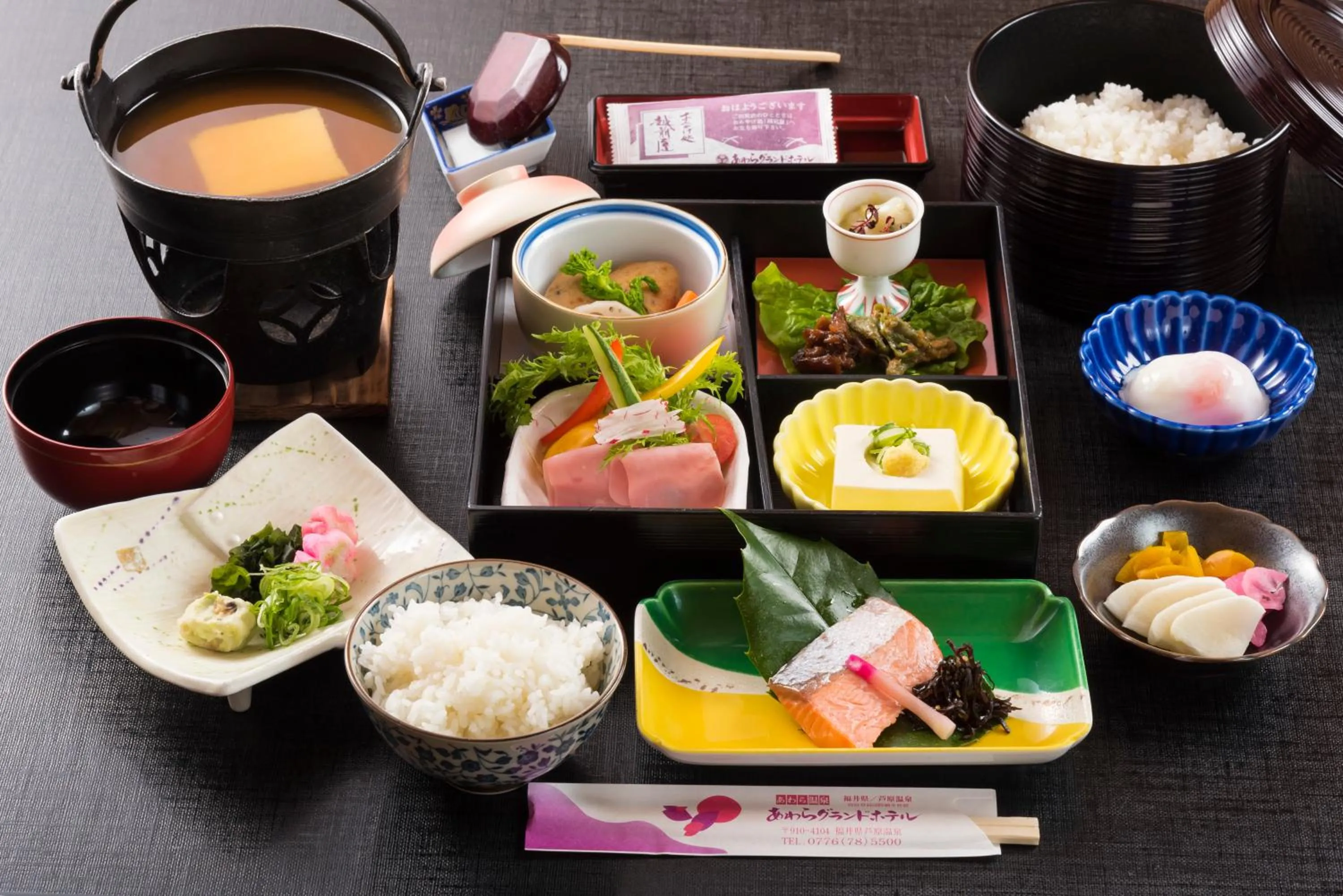 Breakfast in Awara Grand Hotel