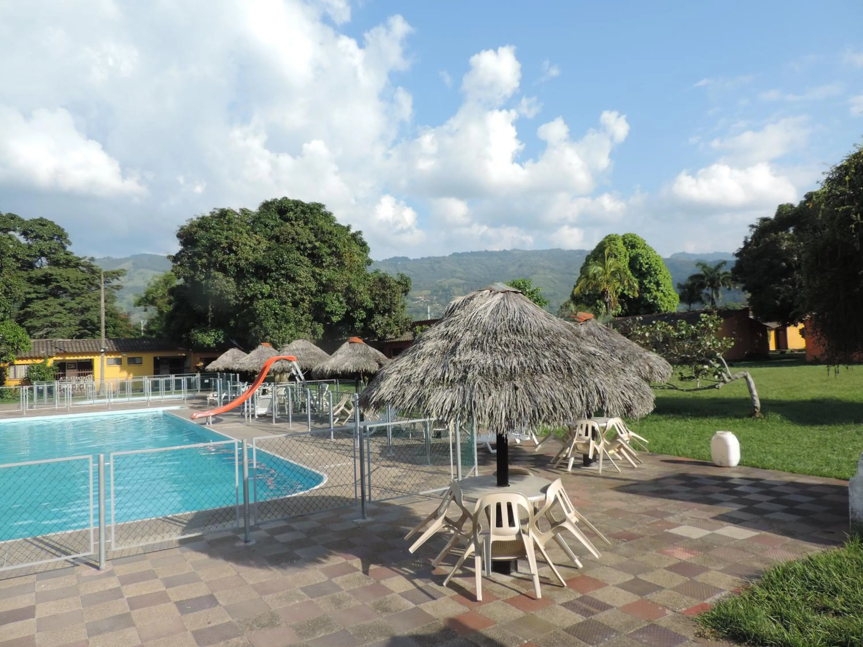 Tacuara Hotel
