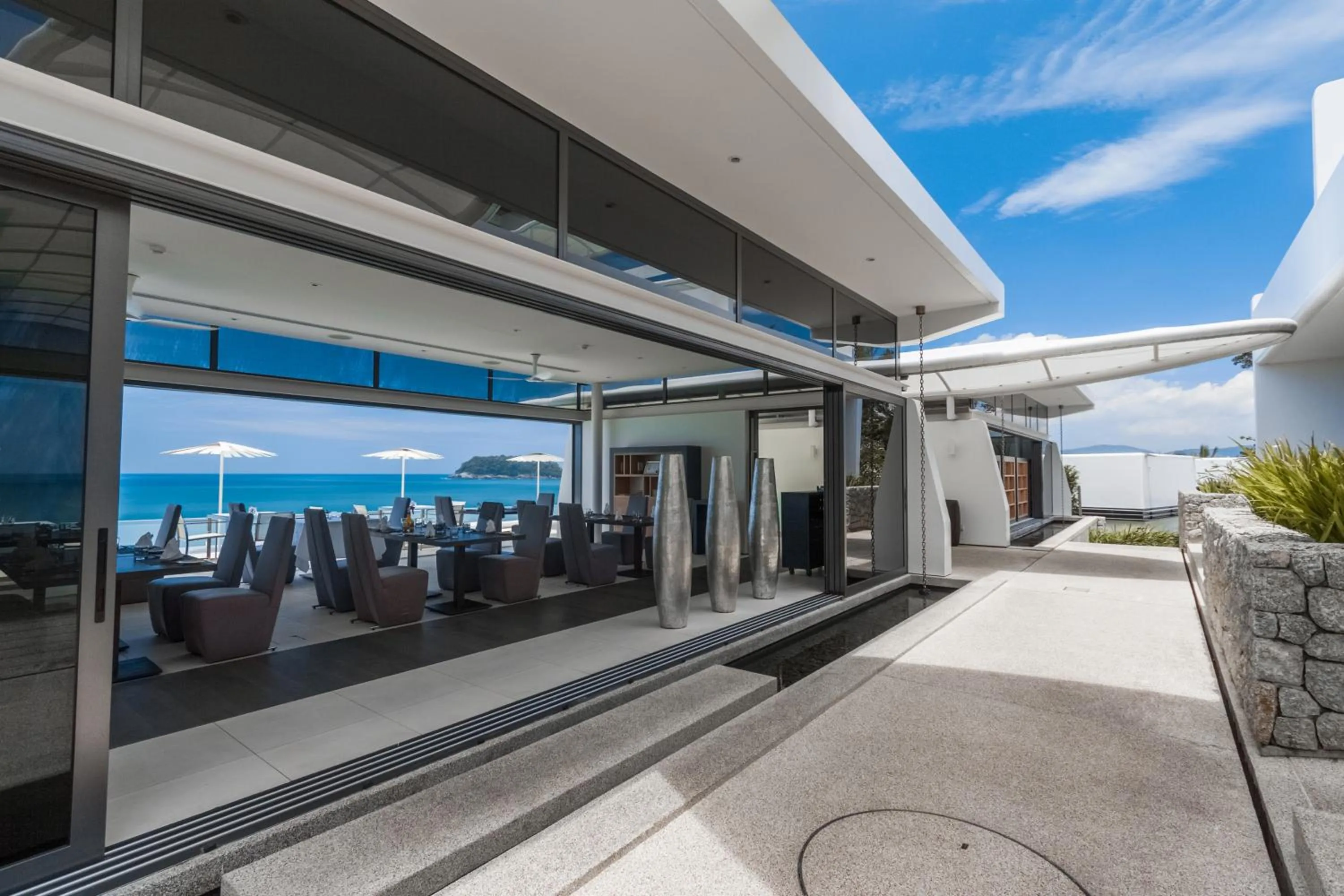 Area and facilities in Kata Rocks