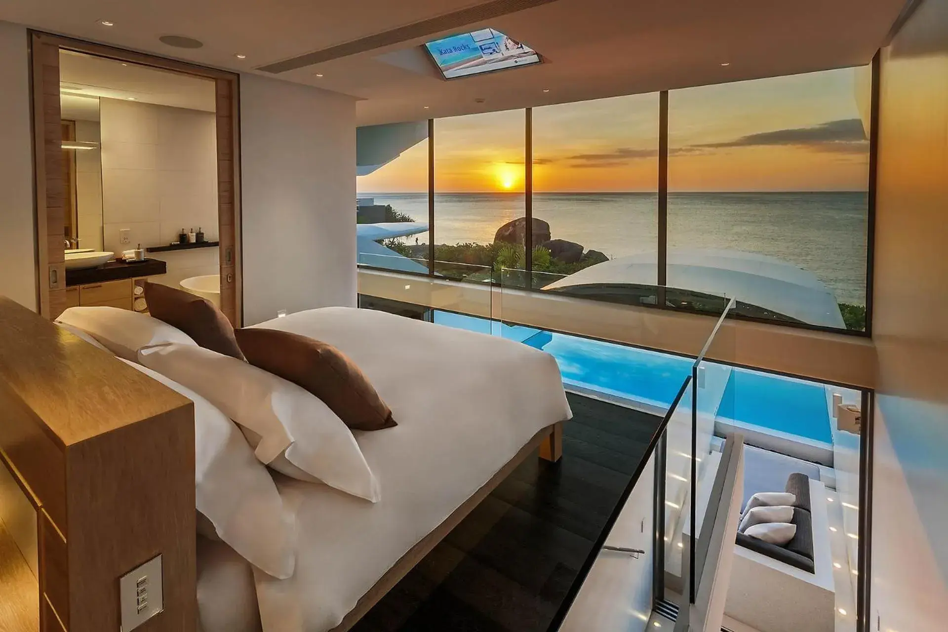 Bedroom, Bed in Kata Rocks - SHA Extra Plus Bedroom, Bed in Kata Rocks - SHA Extra Plus