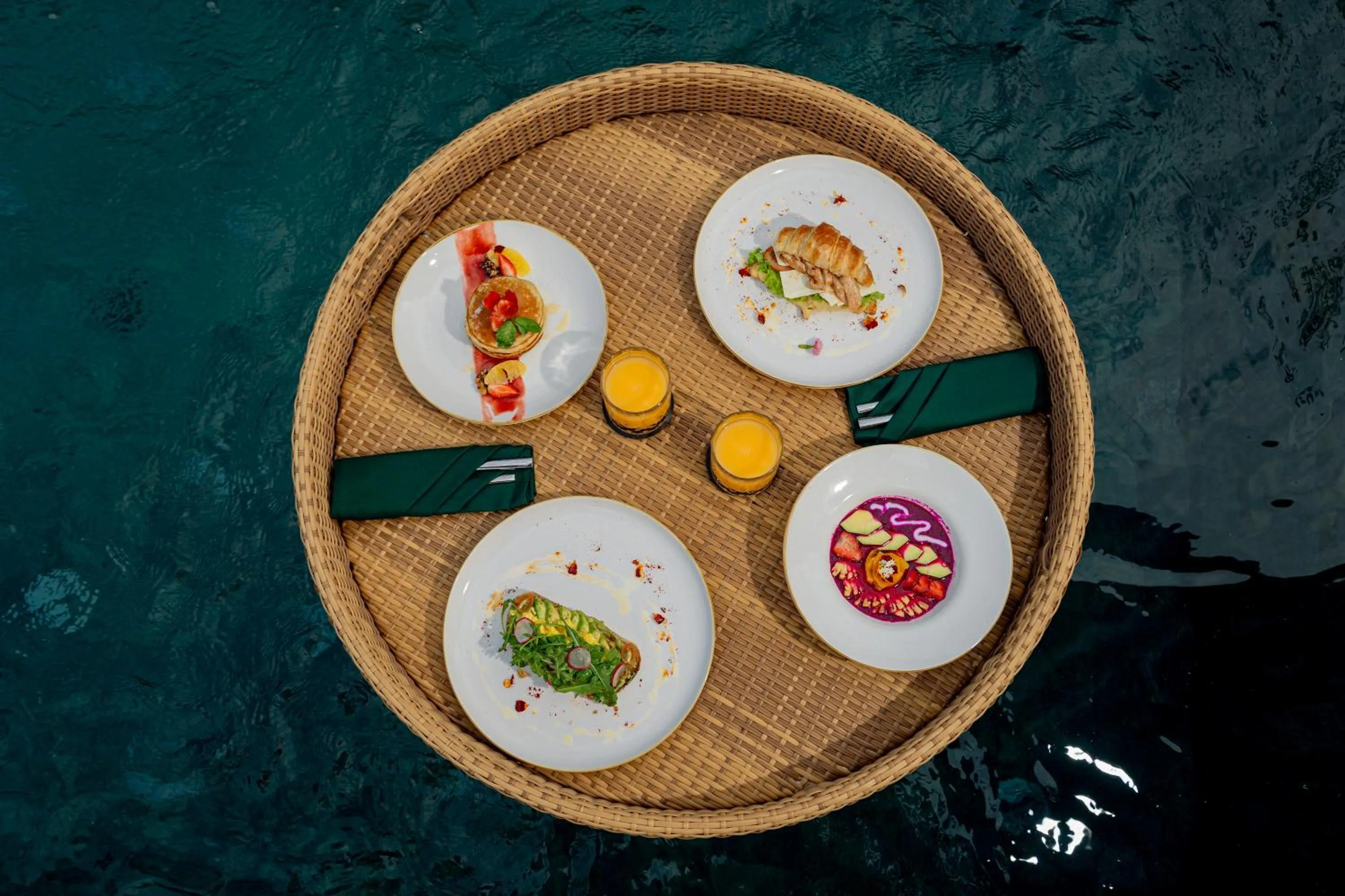 Food in E Sanctuary Resort Ubud