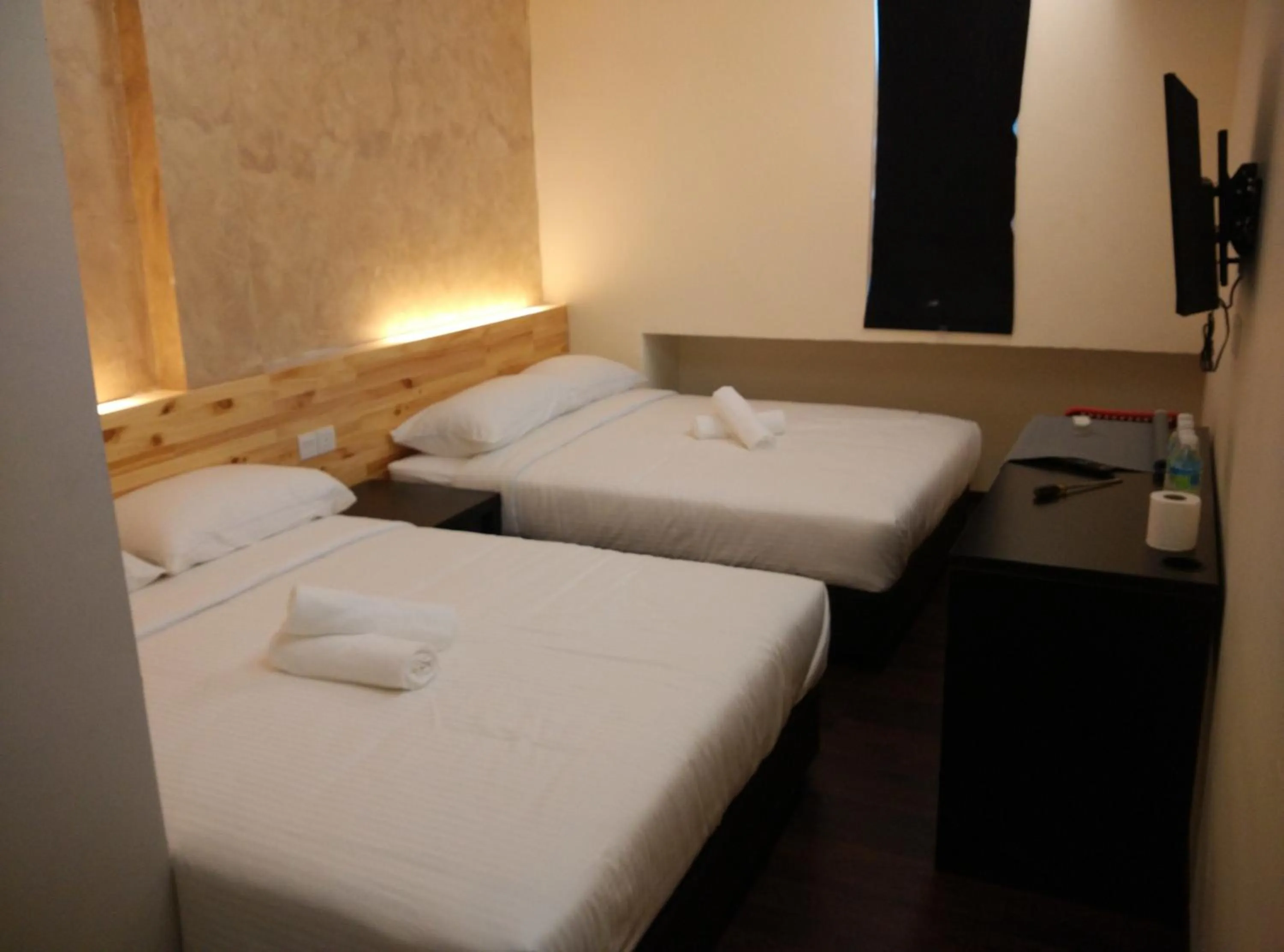 Bedroom, Bed in Dream Garden Hotel