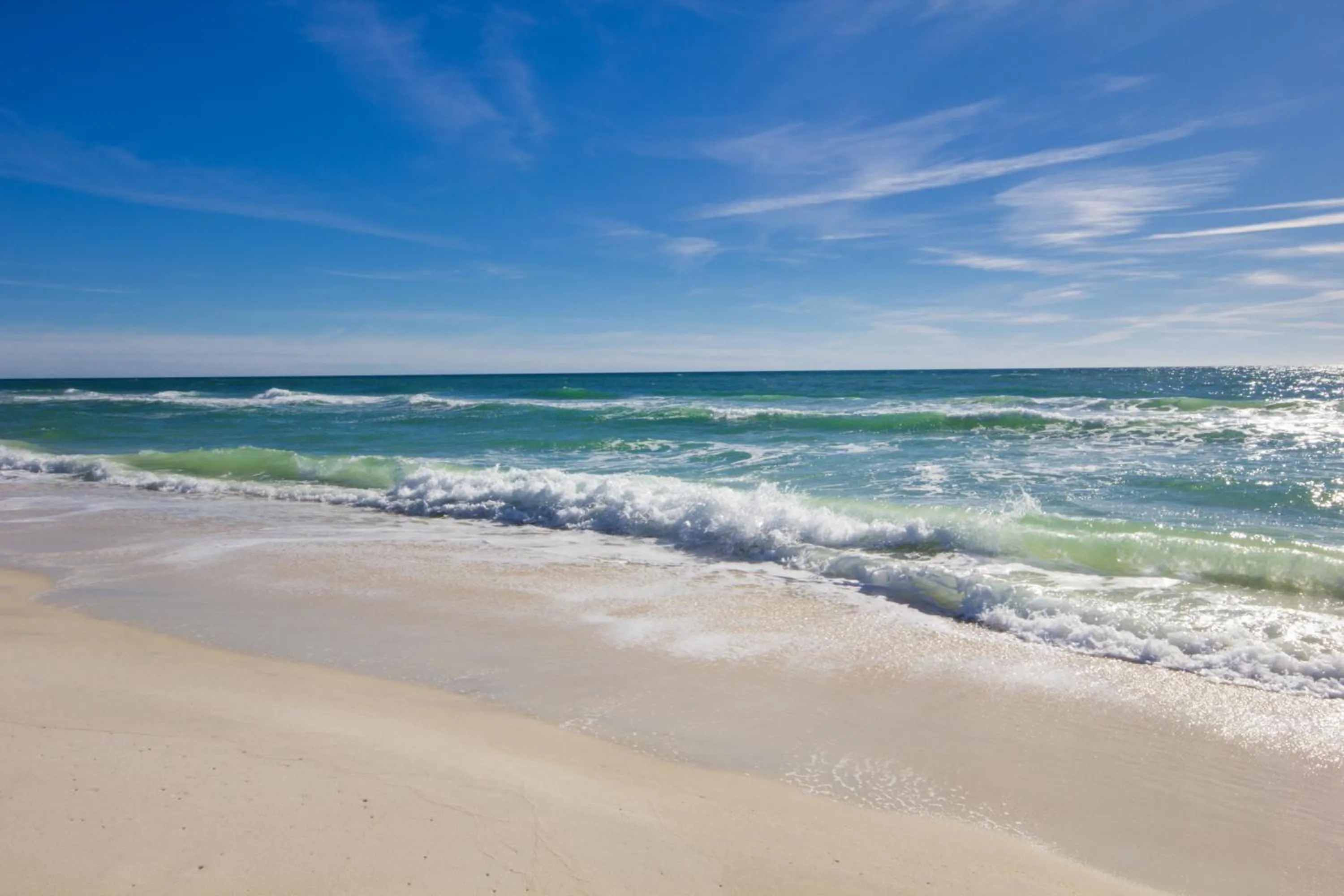 Escape to Sand Dollar Holler: Coastal Retreat, 3 Beds, 25 Baths, Sleeps 10!