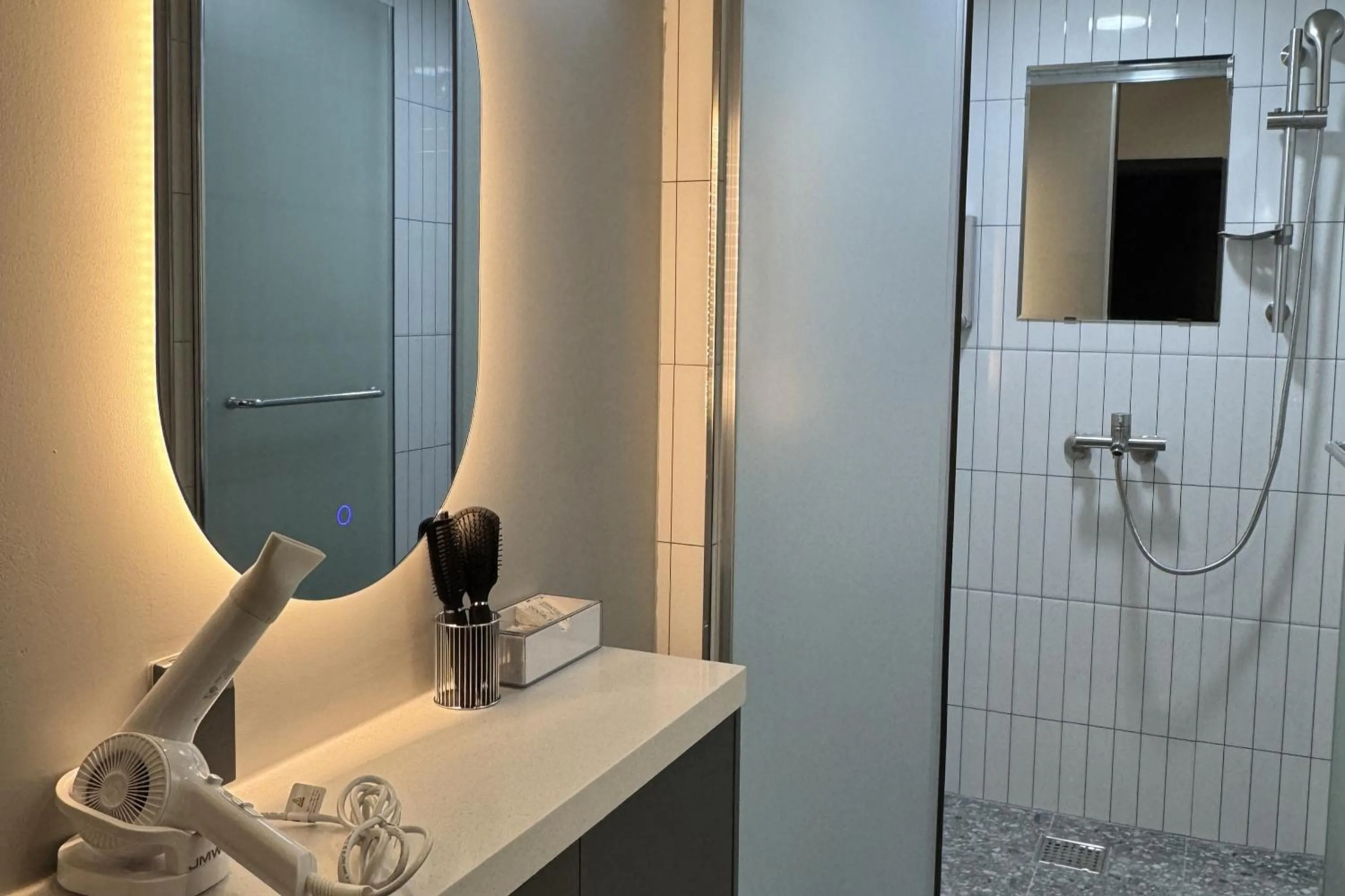 Bathroom in Original Backpackers