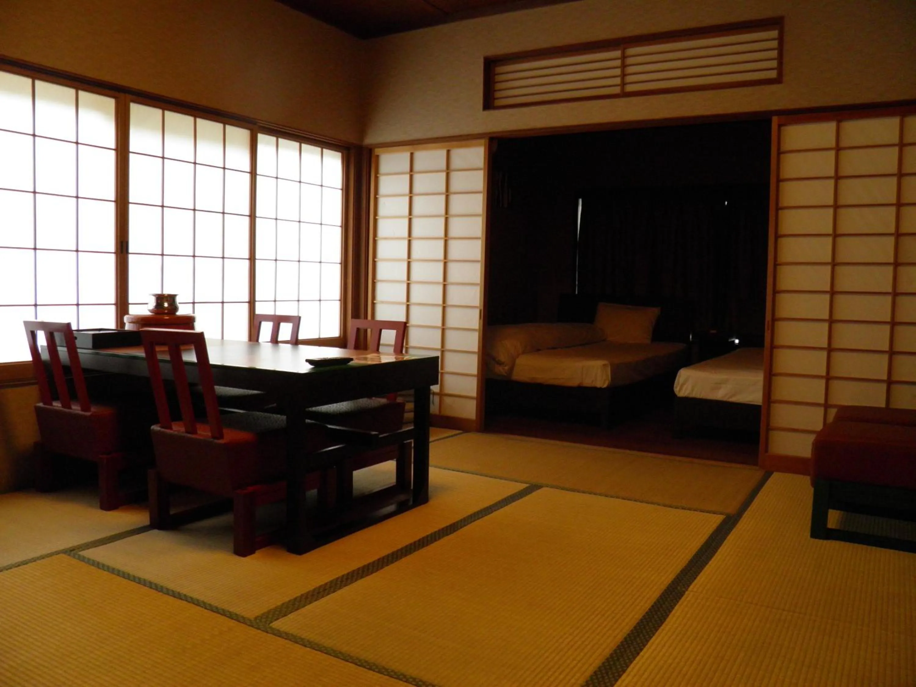 Decorative detail in Wakanoyu