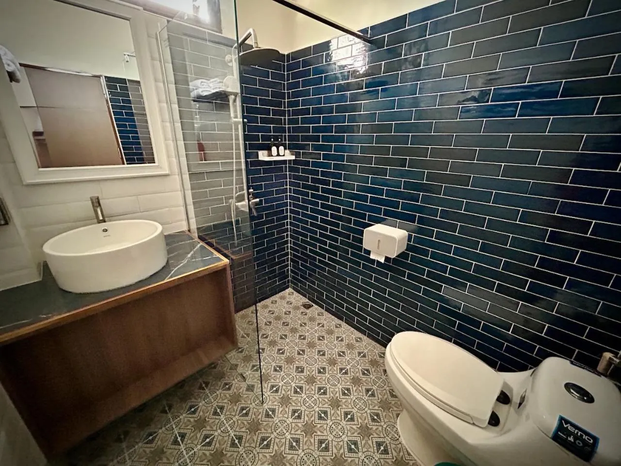 Bathroom in Sugar and Spice Inn