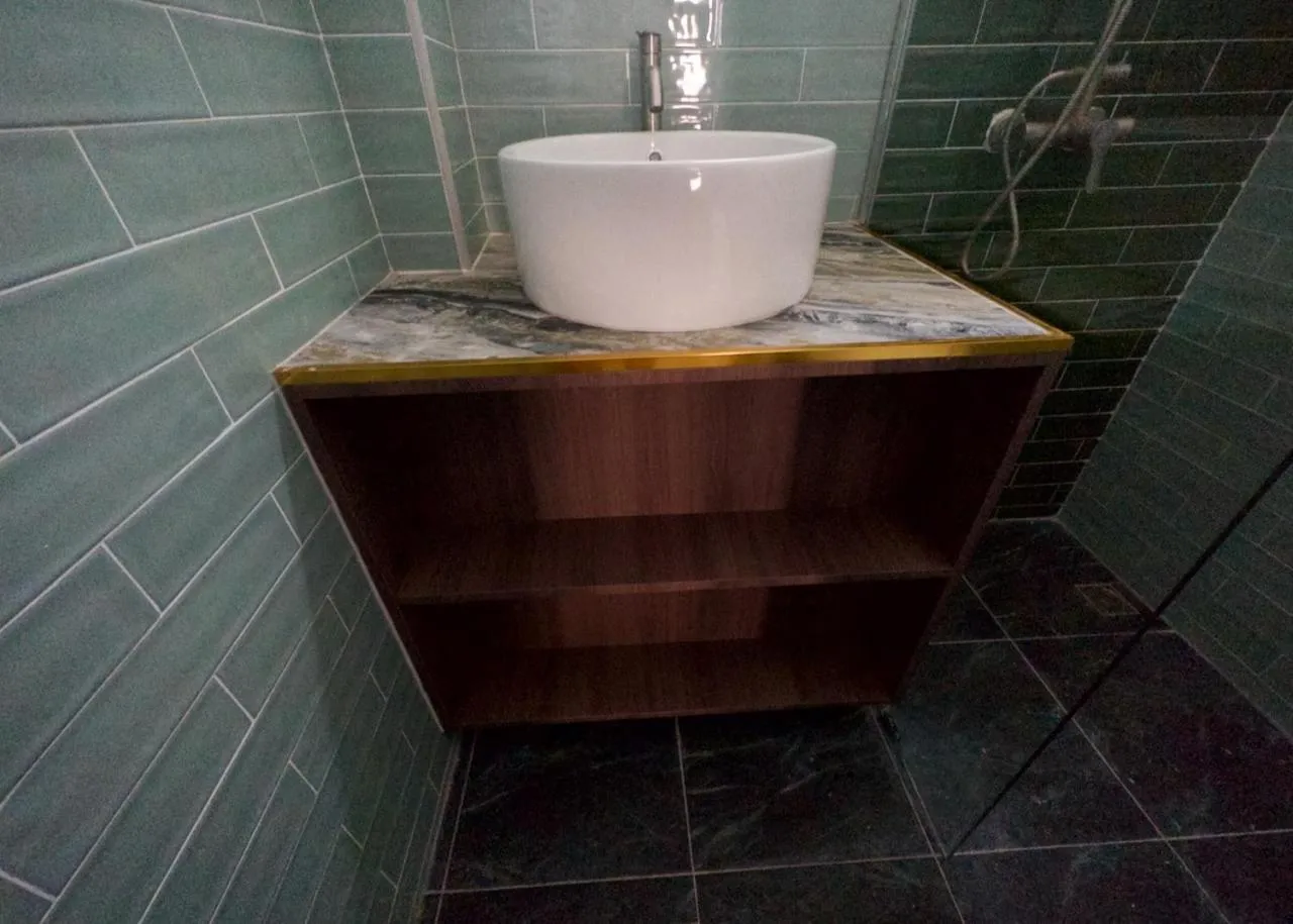 Bathroom in Sugar and Spice Inn