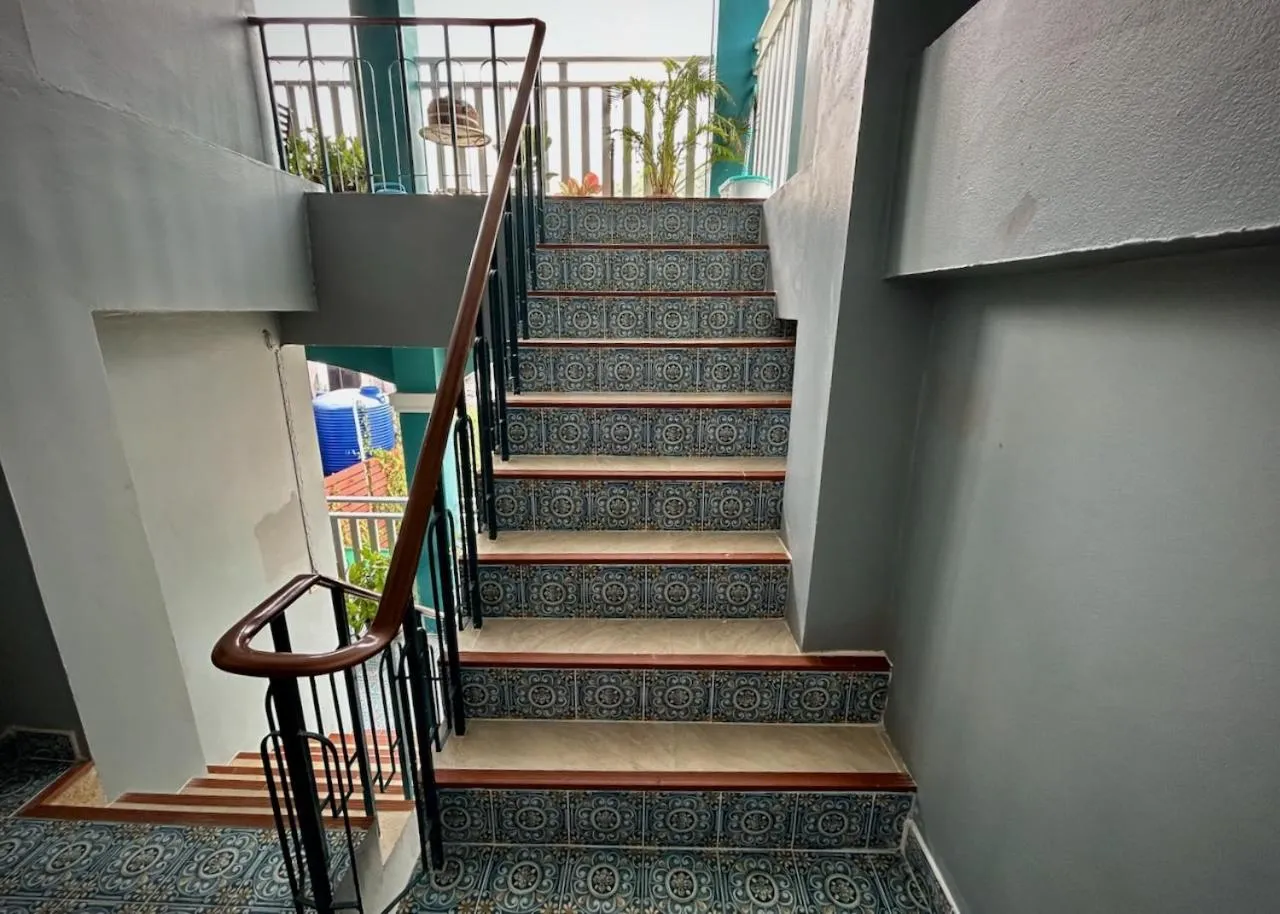 Facade/entrance in Sugar and Spice Inn