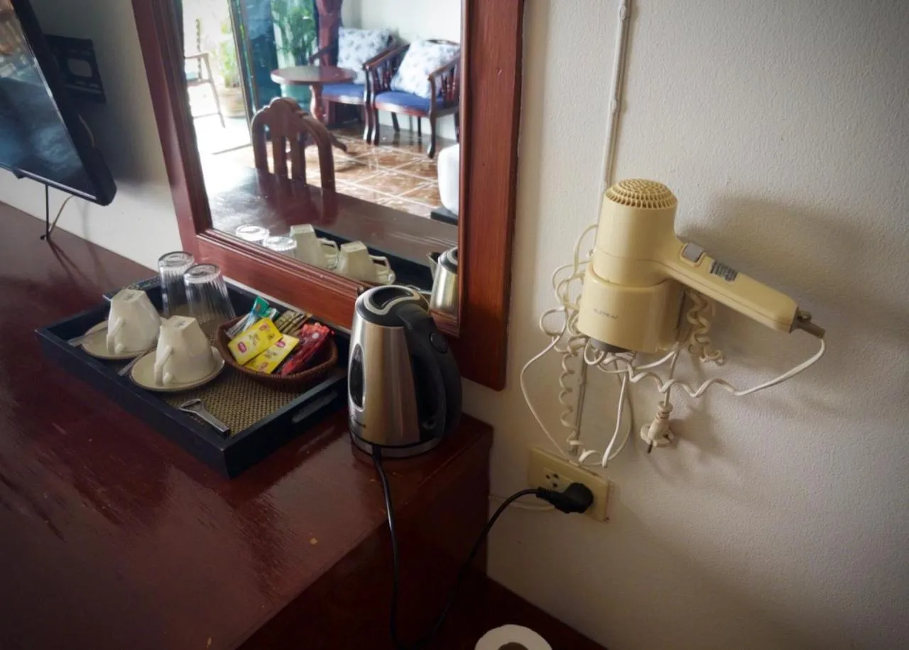 Coffee/tea facilities in Sugar and Spice Inn
