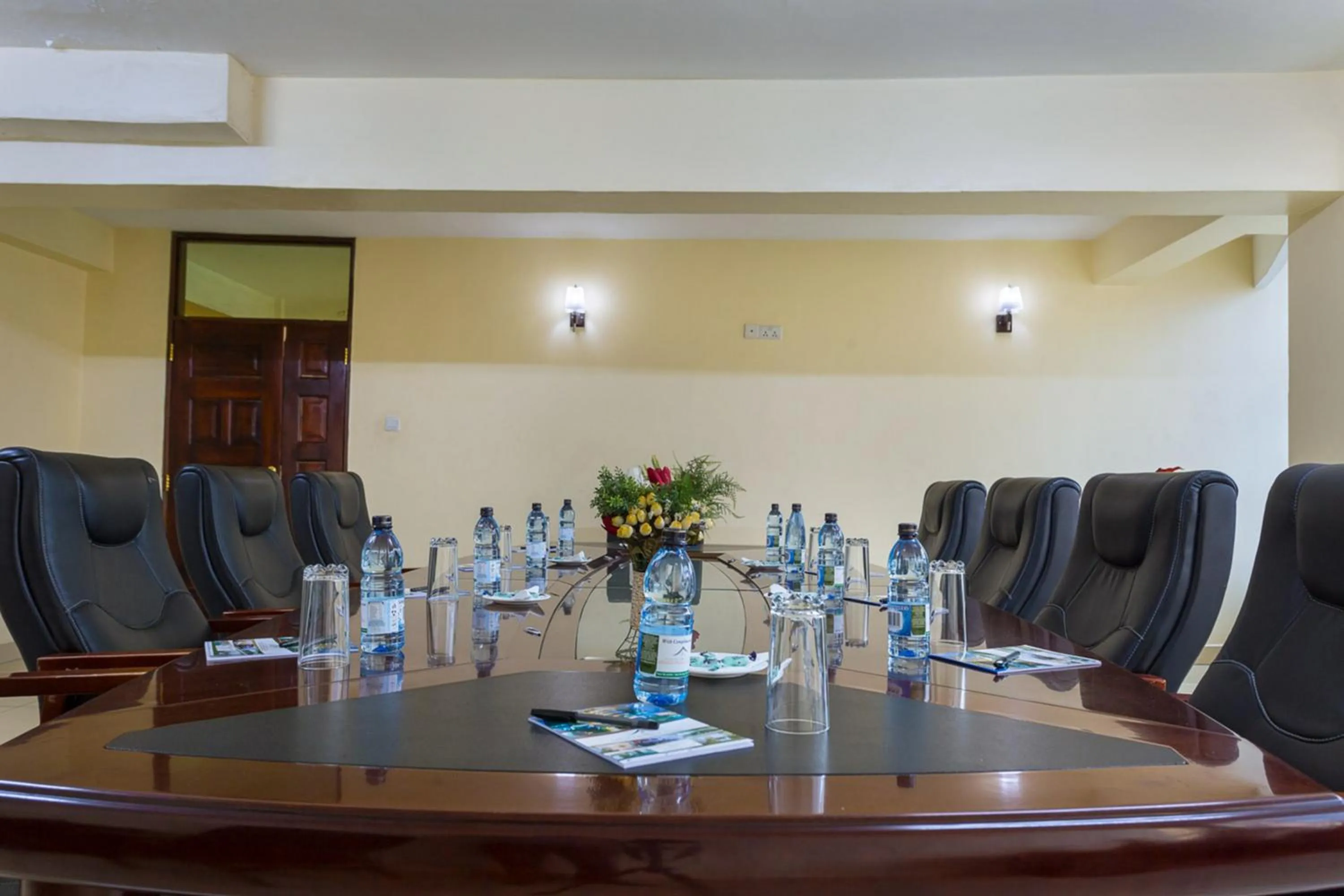 Business facilities in Legacy Hotel and Conference Centre ltd