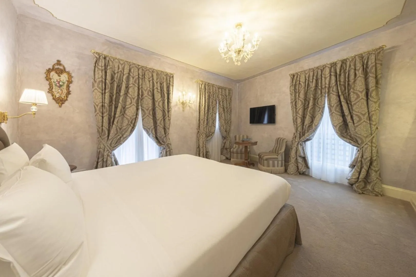 Bed in Hotel Villa Barbarich