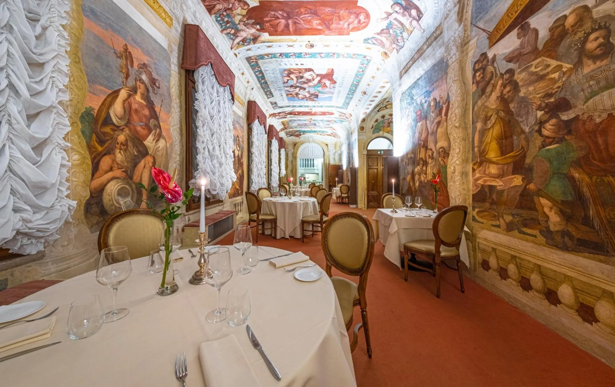 Restaurant/places to eat in Hotel Villa Barbarich