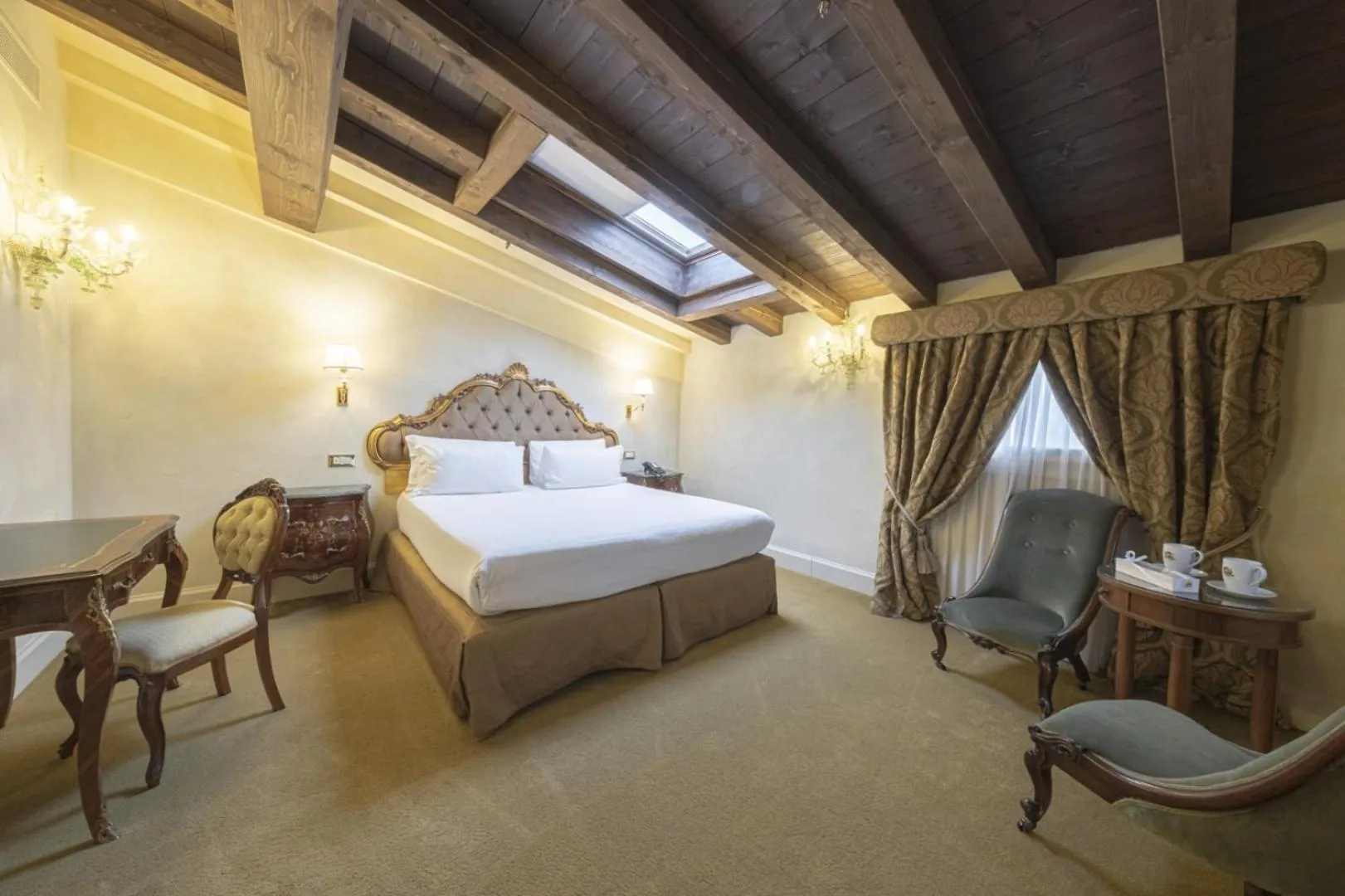 Bed in Hotel Villa Barbarich