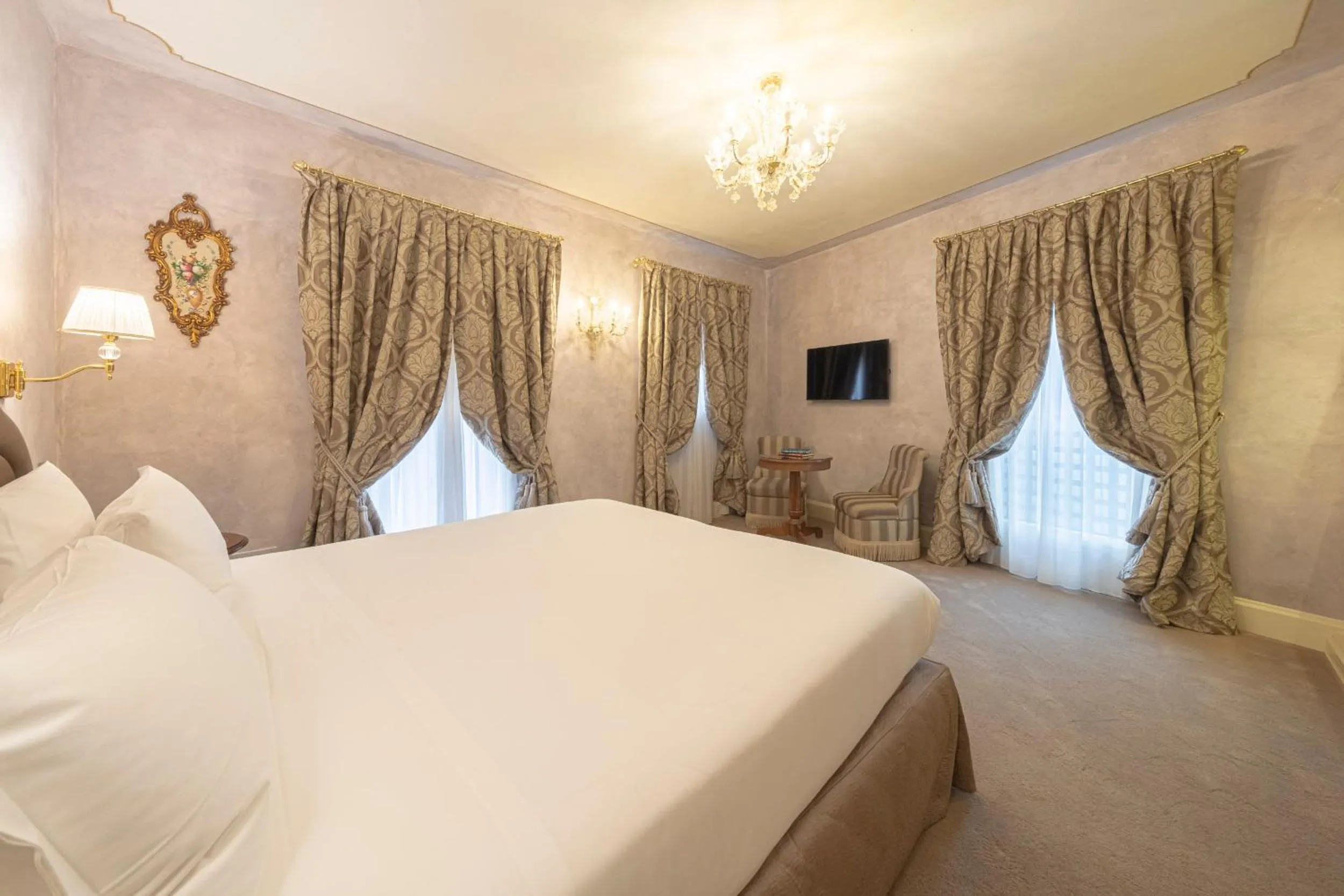 Bed in Hotel Villa Barbarich