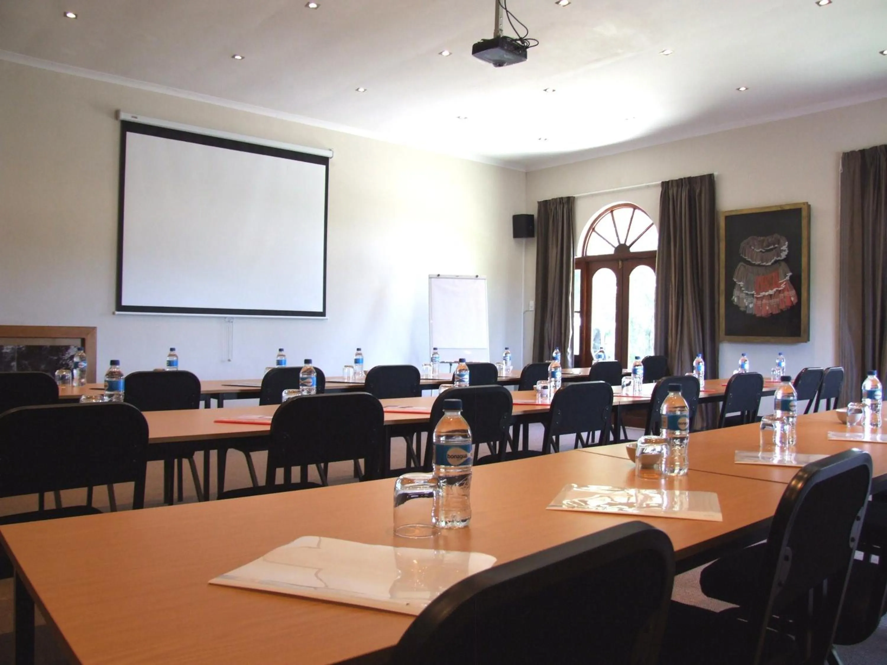 Banquet/Function facilities in Cu Guest House