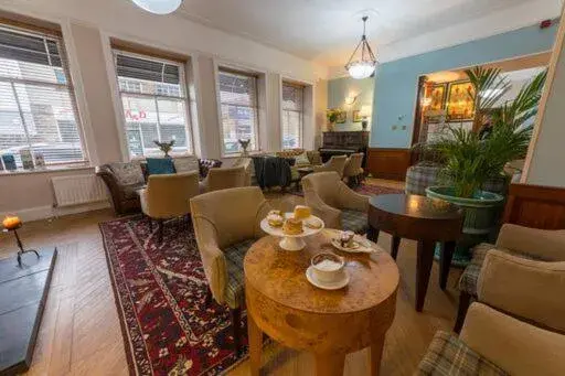 Lounge or bar in Pentland Hotel Lounge or bar in Pentland Hotel