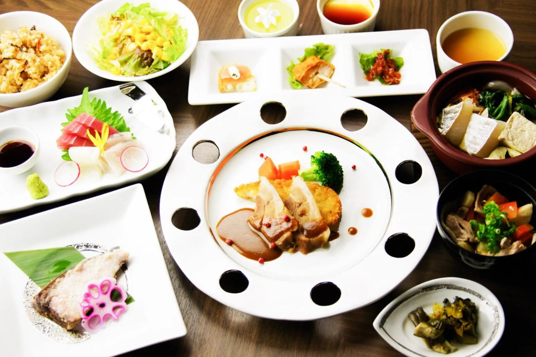 Dinner, Food in Hakone Lake Hotel