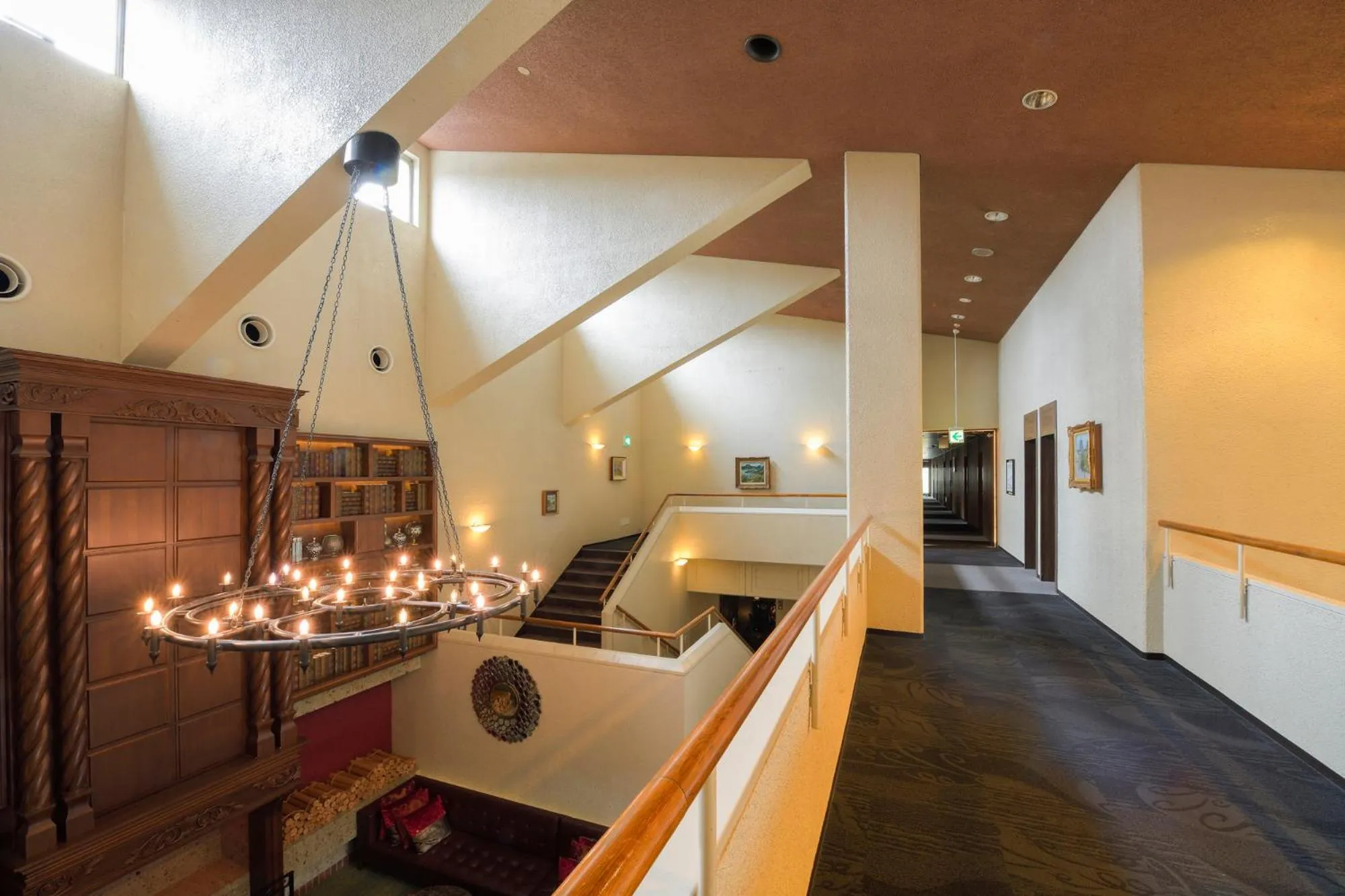 Lobby or reception in Hakone Lake Hotel