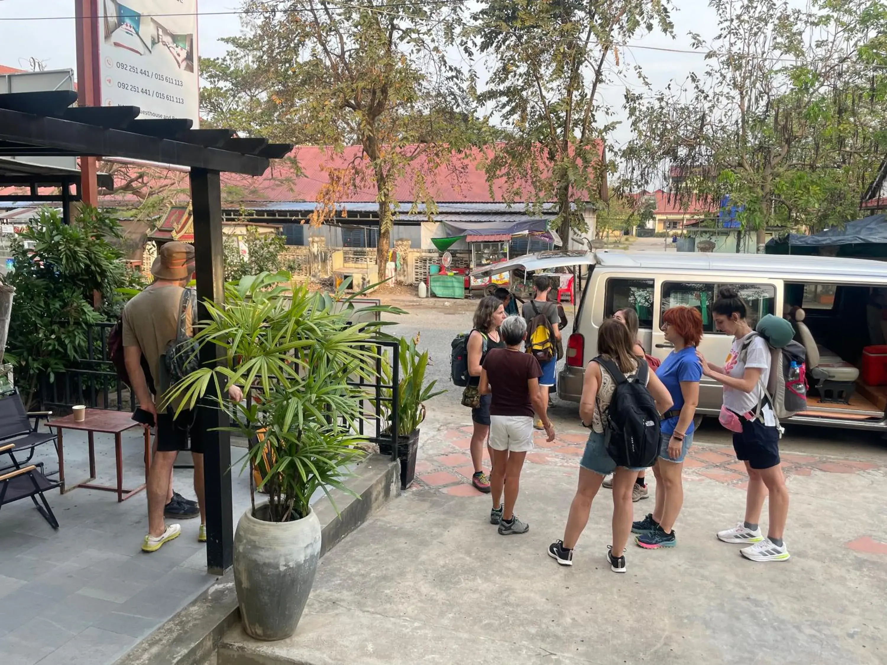 Neakru Guesthouse and Restaurant Neakru Guesthouse and Restaurant