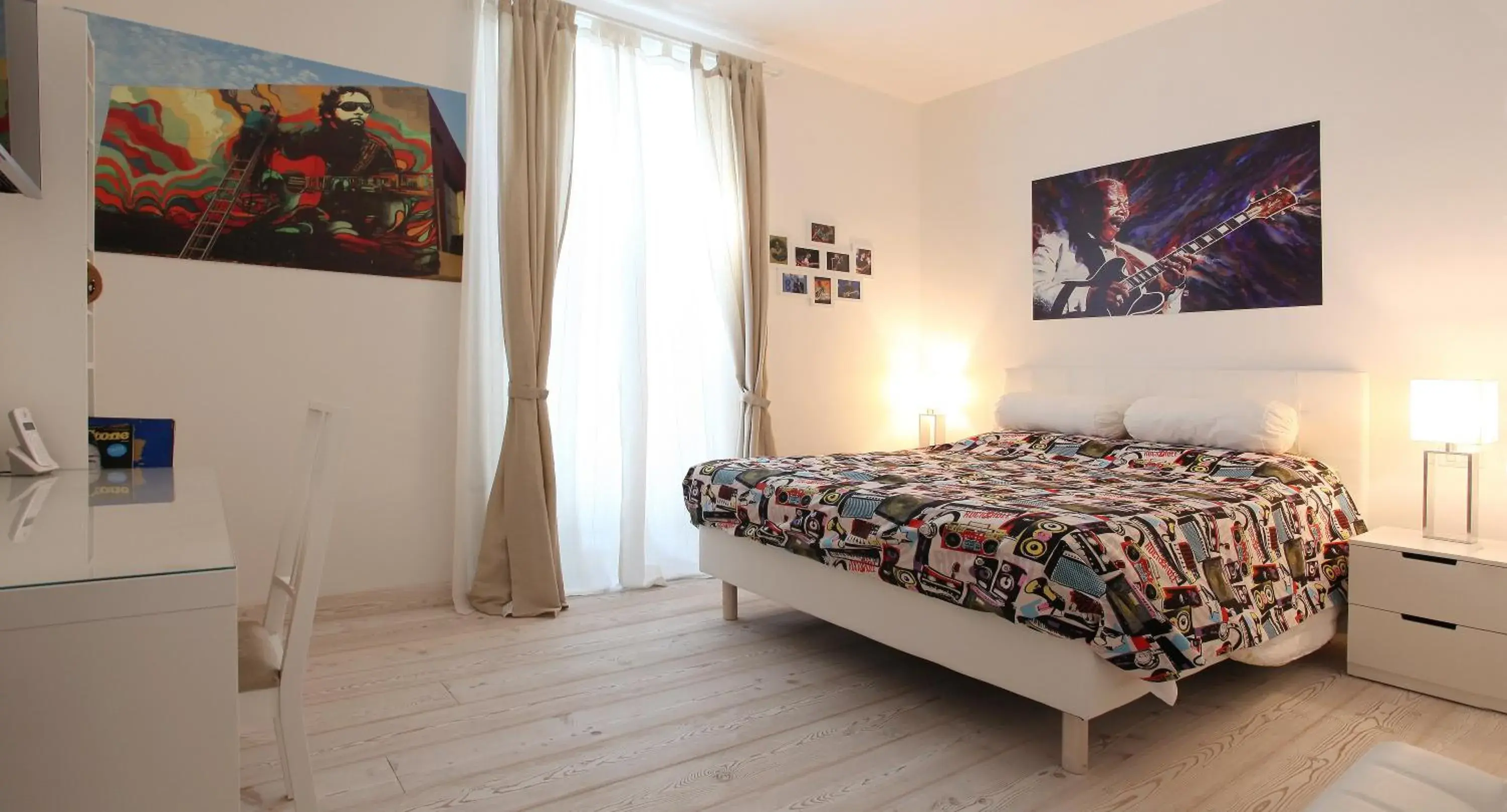 Superior King Room in Big Johnny B Superior King Room in Big Johnny B