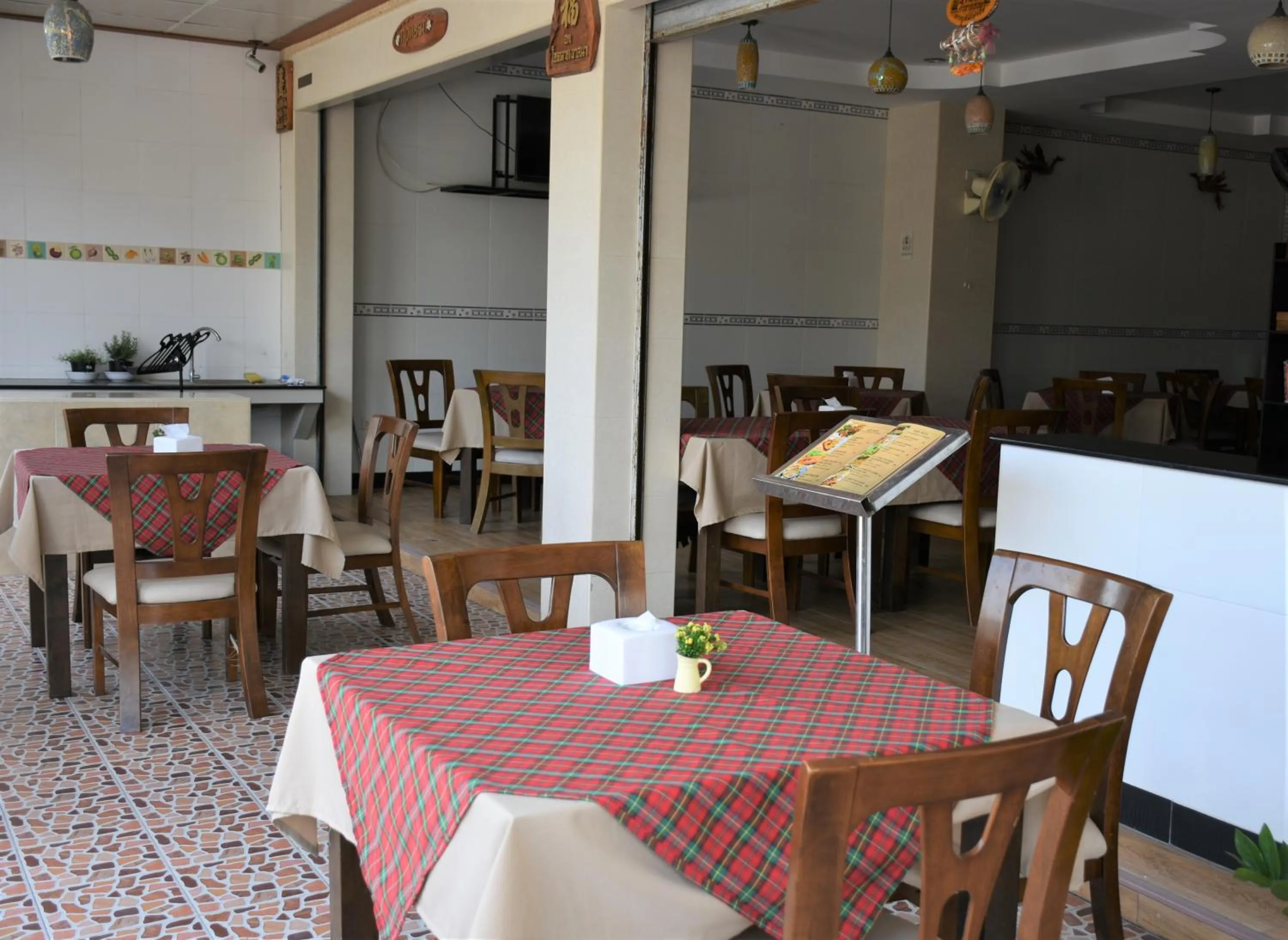 Restaurant/places to eat in Jardin