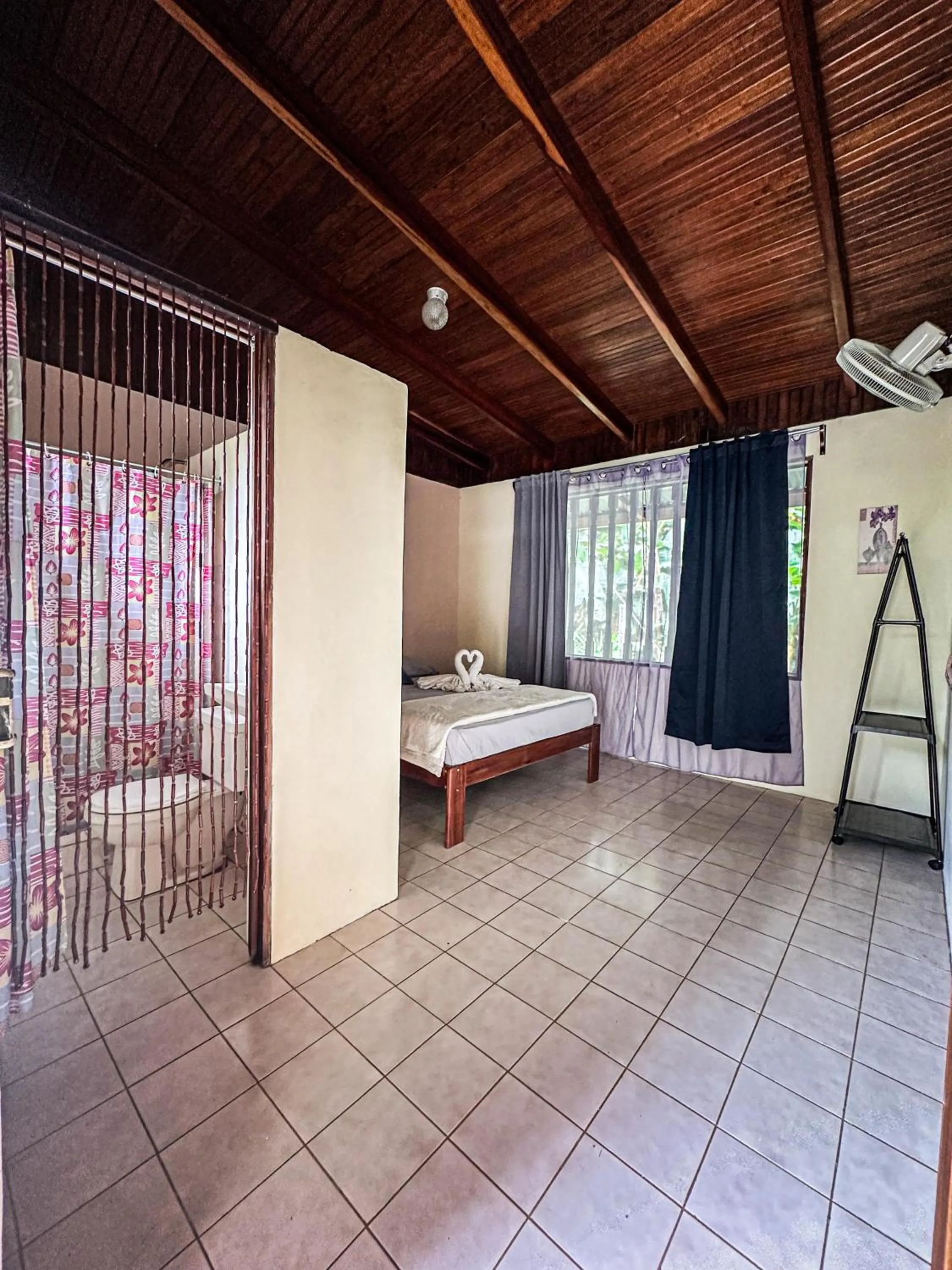 Photo of the whole room, Bed in Ventanas en Corcovado
