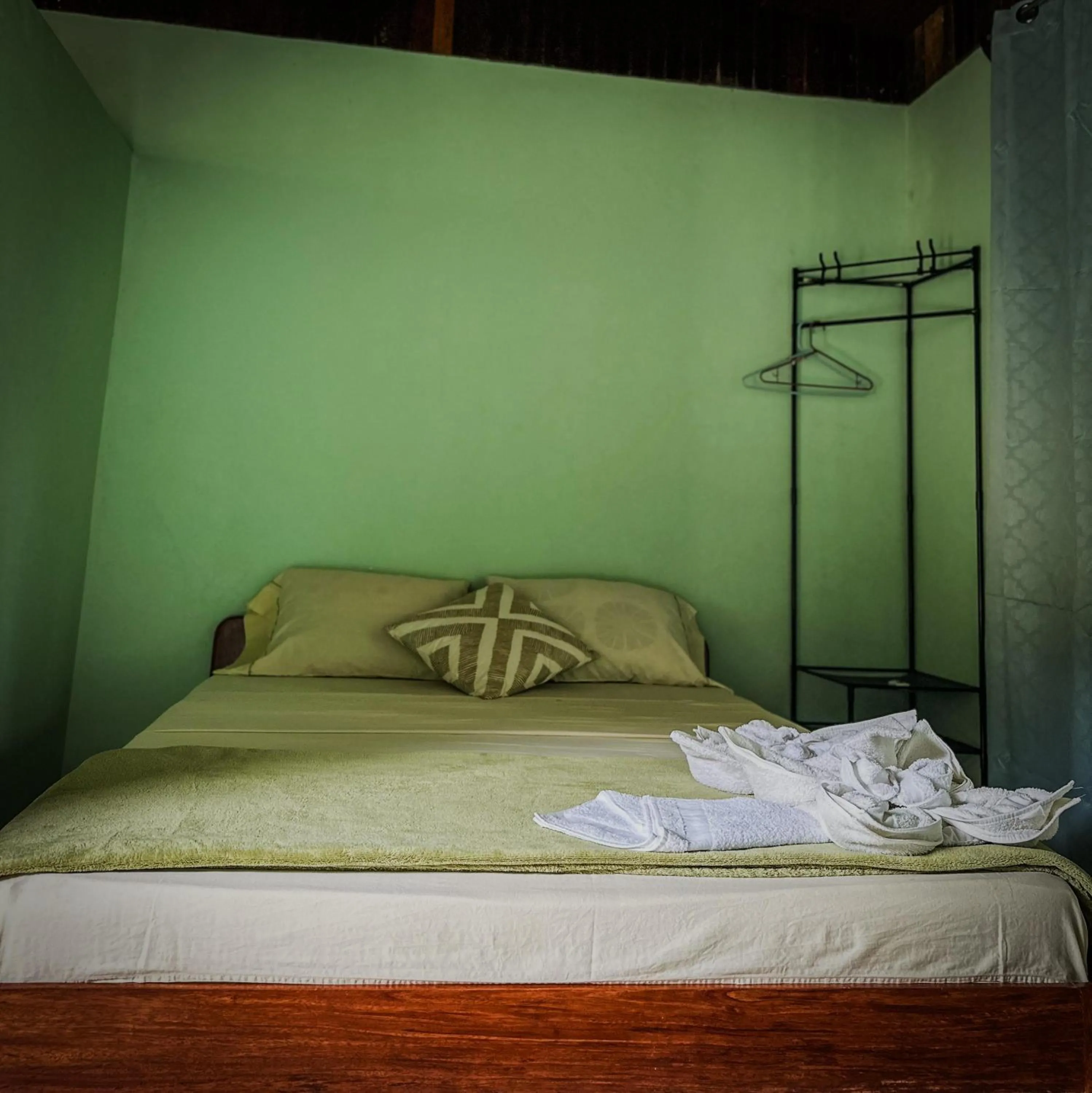 Bed in Ventanas en Corcovado