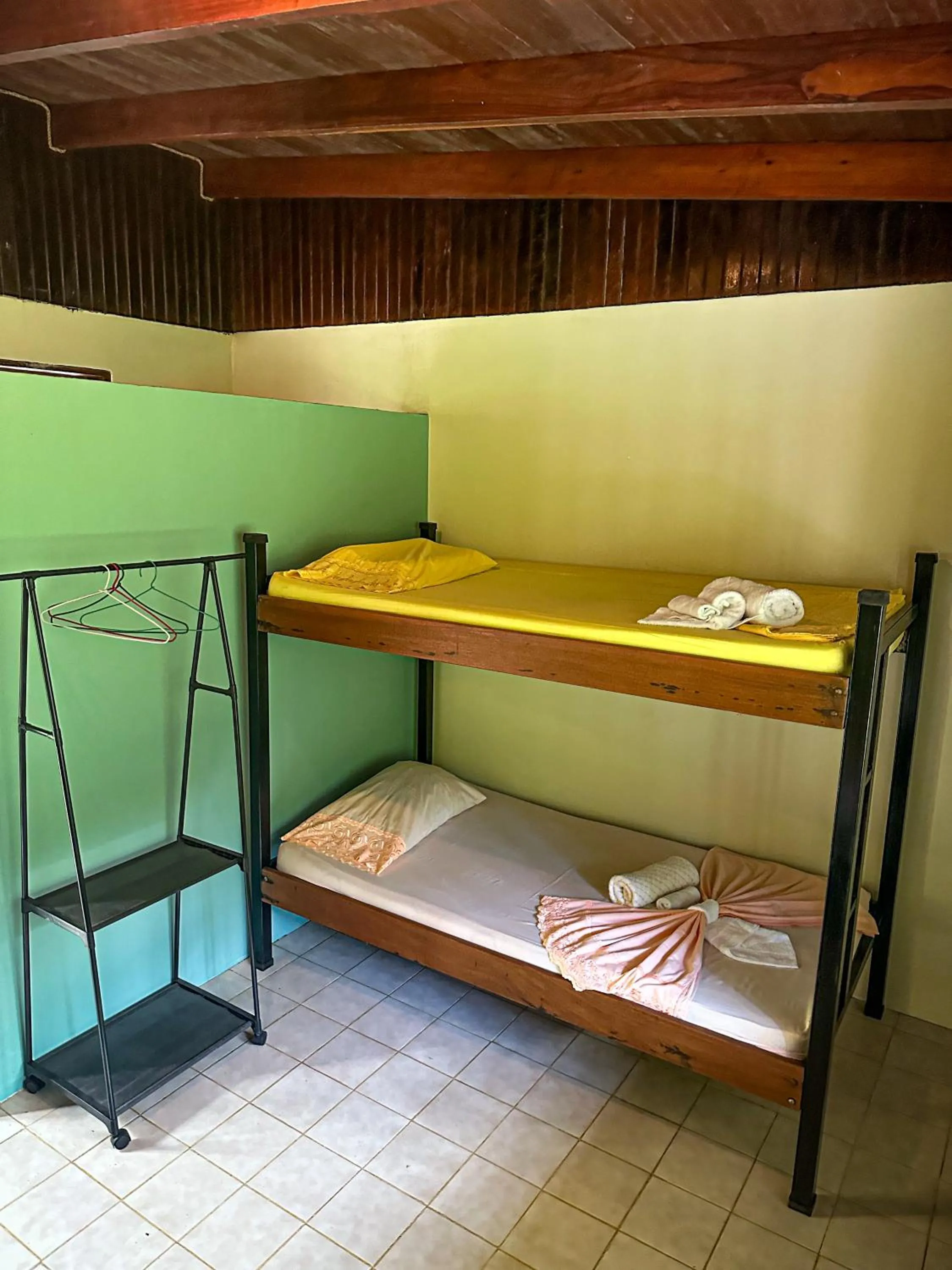 Photo of the whole room, Bed in Ventanas en Corcovado
