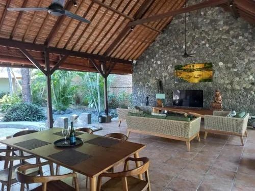 Villa del Mar Amed Bali