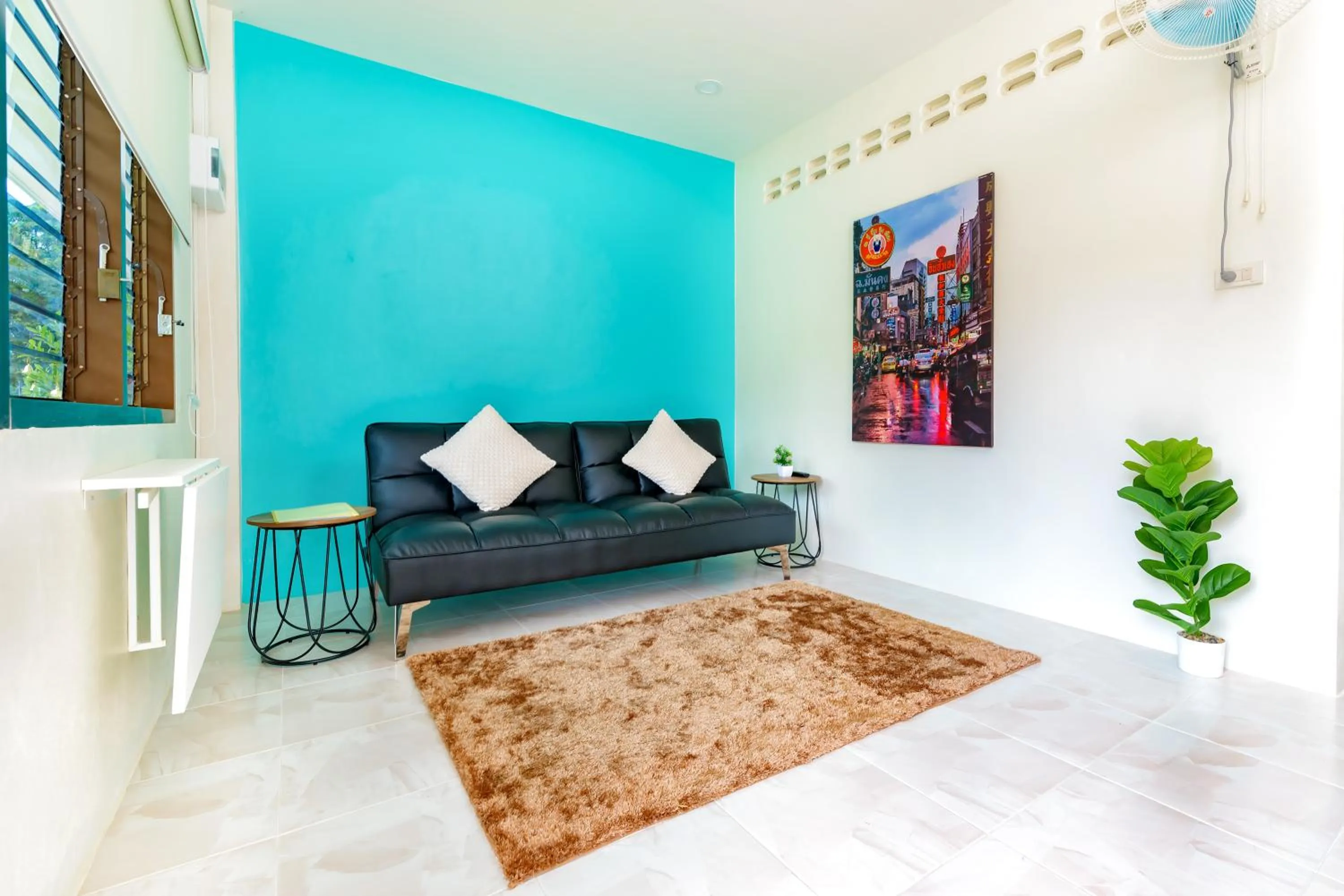 Living room in Songbird Suites