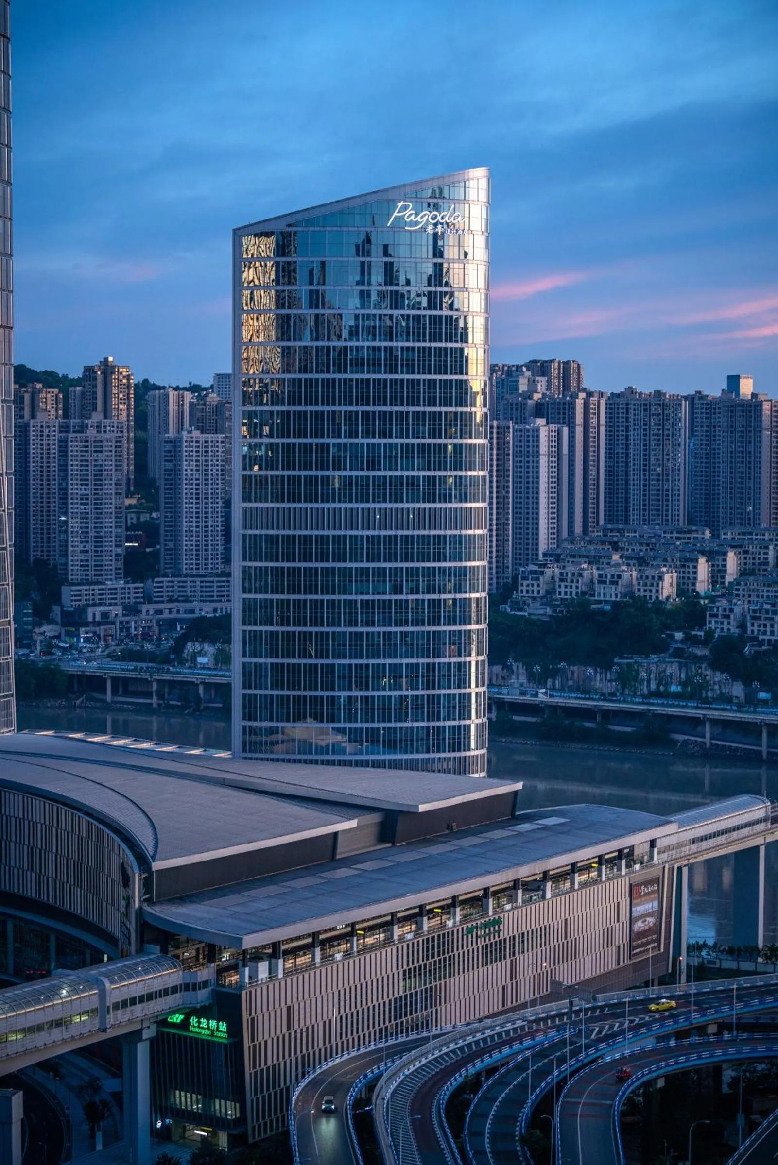 Property building in Pagoda Hotel Of SSAW ChongQing International Land-sea