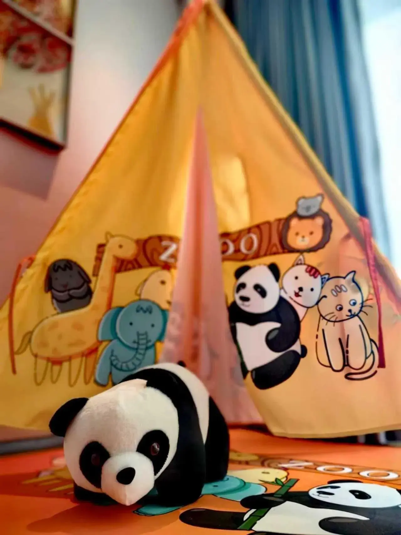 Kids Themed Family Twin Room in Pagoda Hotel Of SSAW ChongQing International Land-sea Kids Themed Family Twin Room in Pagoda Hotel Of SSAW ChongQing International Land-sea