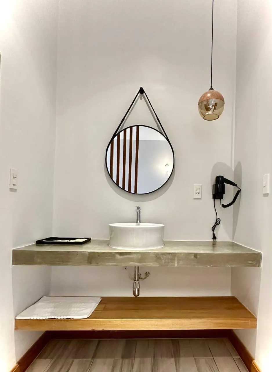 Bathroom in The R&B Boutique