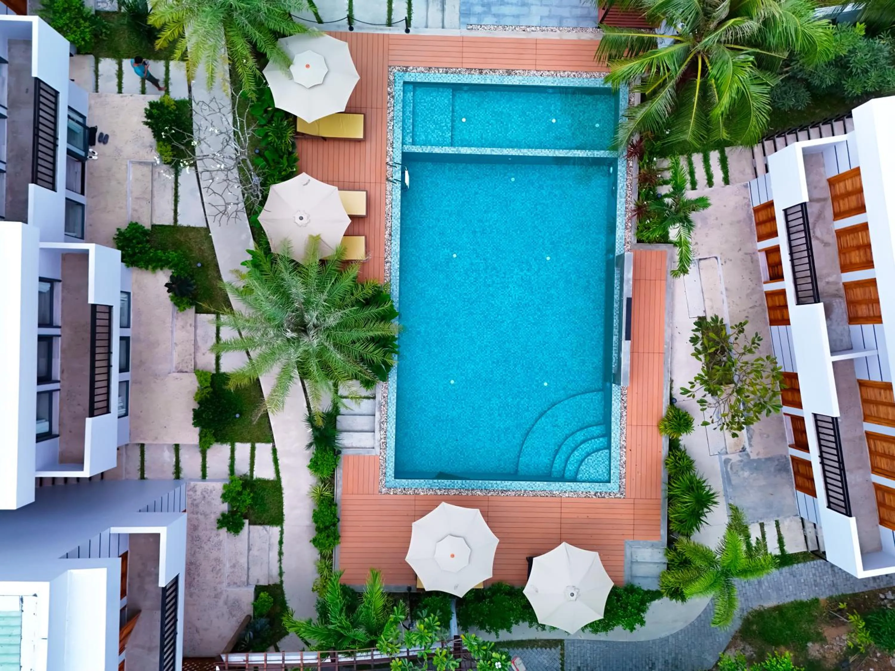 Property building in The R&B Boutique