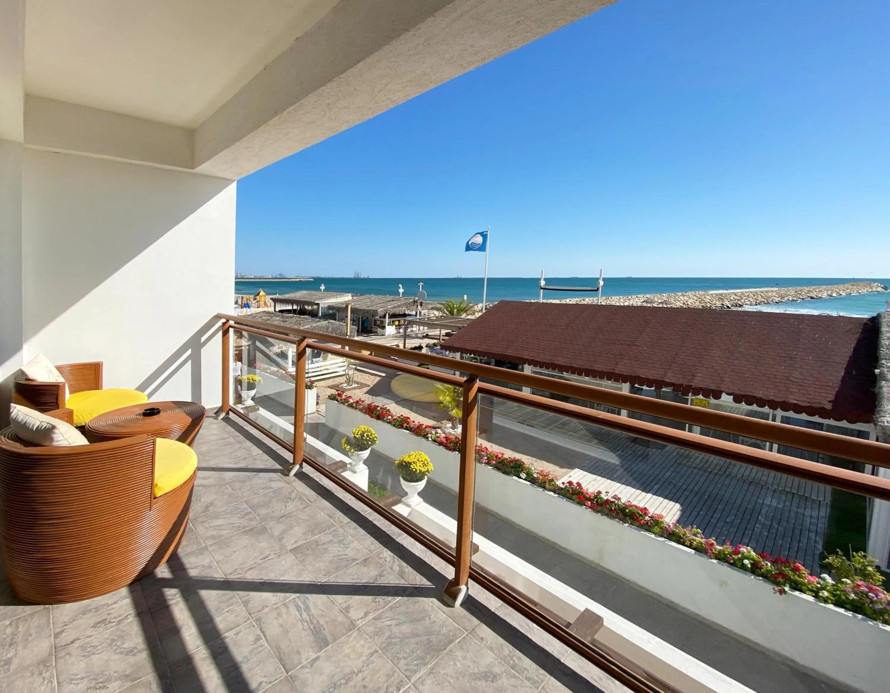 Day in Boutique Citadel