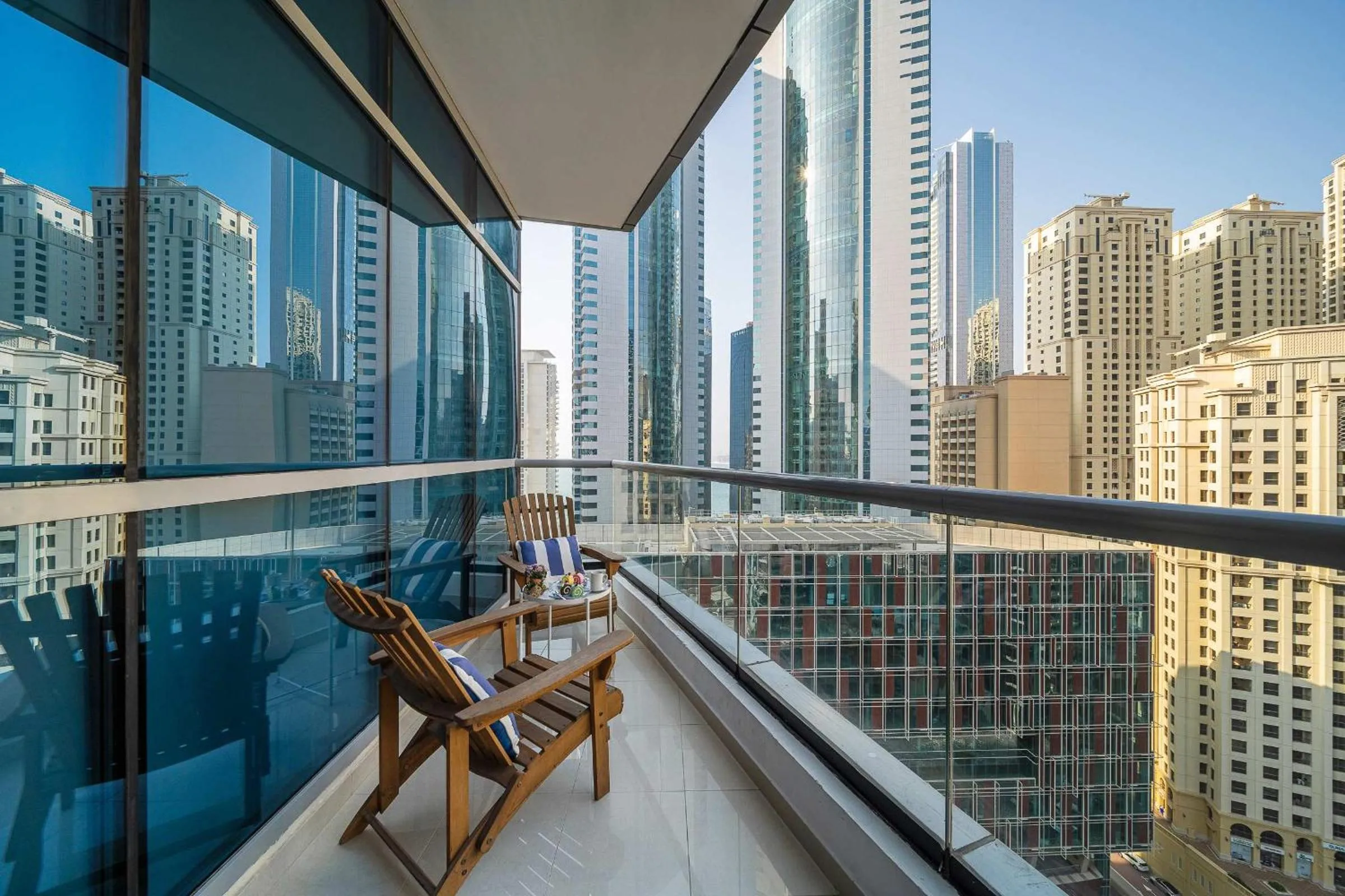 Patio in Airstay - Chic Studio - Marina View - Dubai Marina - Monthly Offer Available
