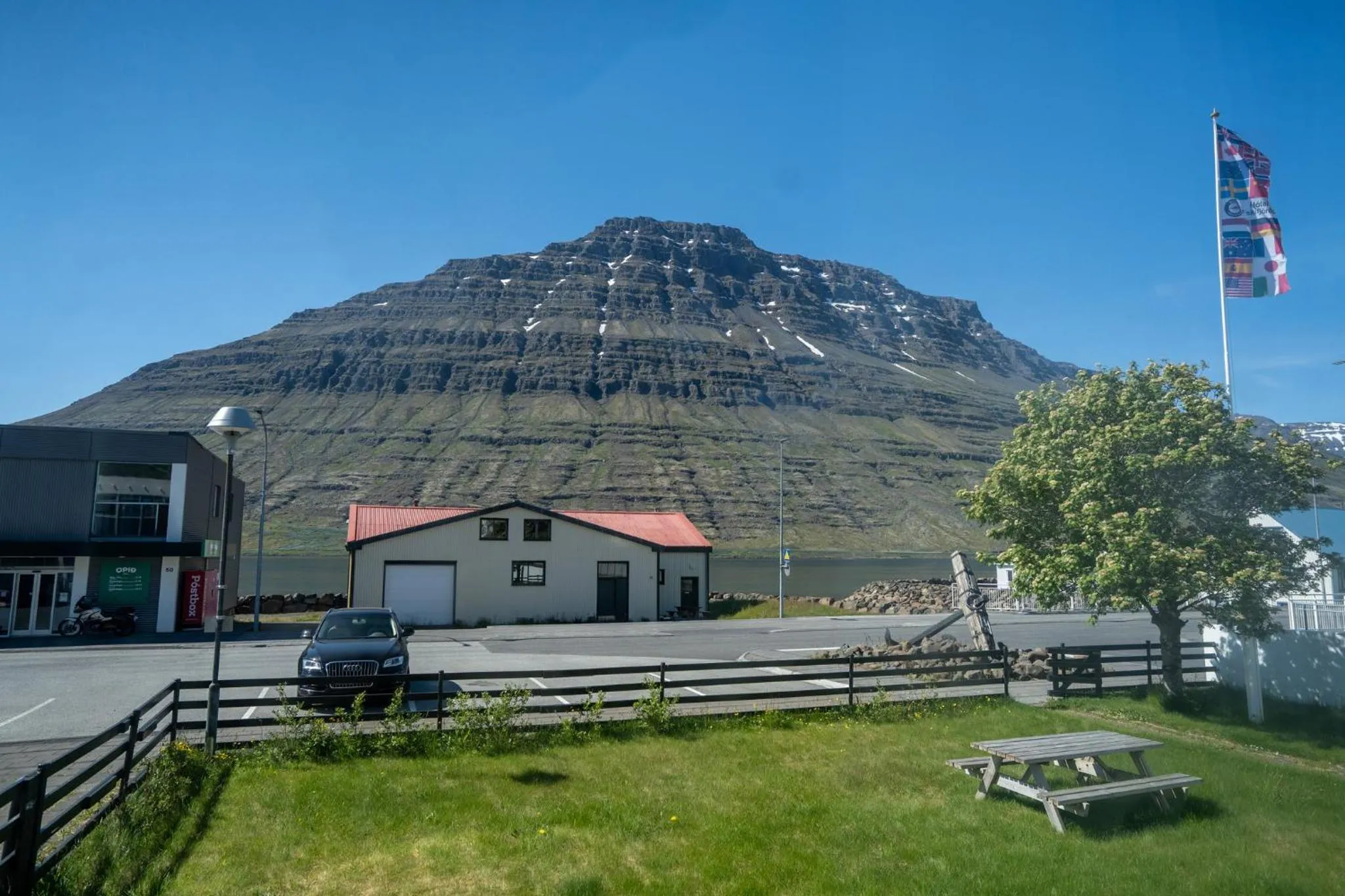 Property building in Hotel Eskifjörður