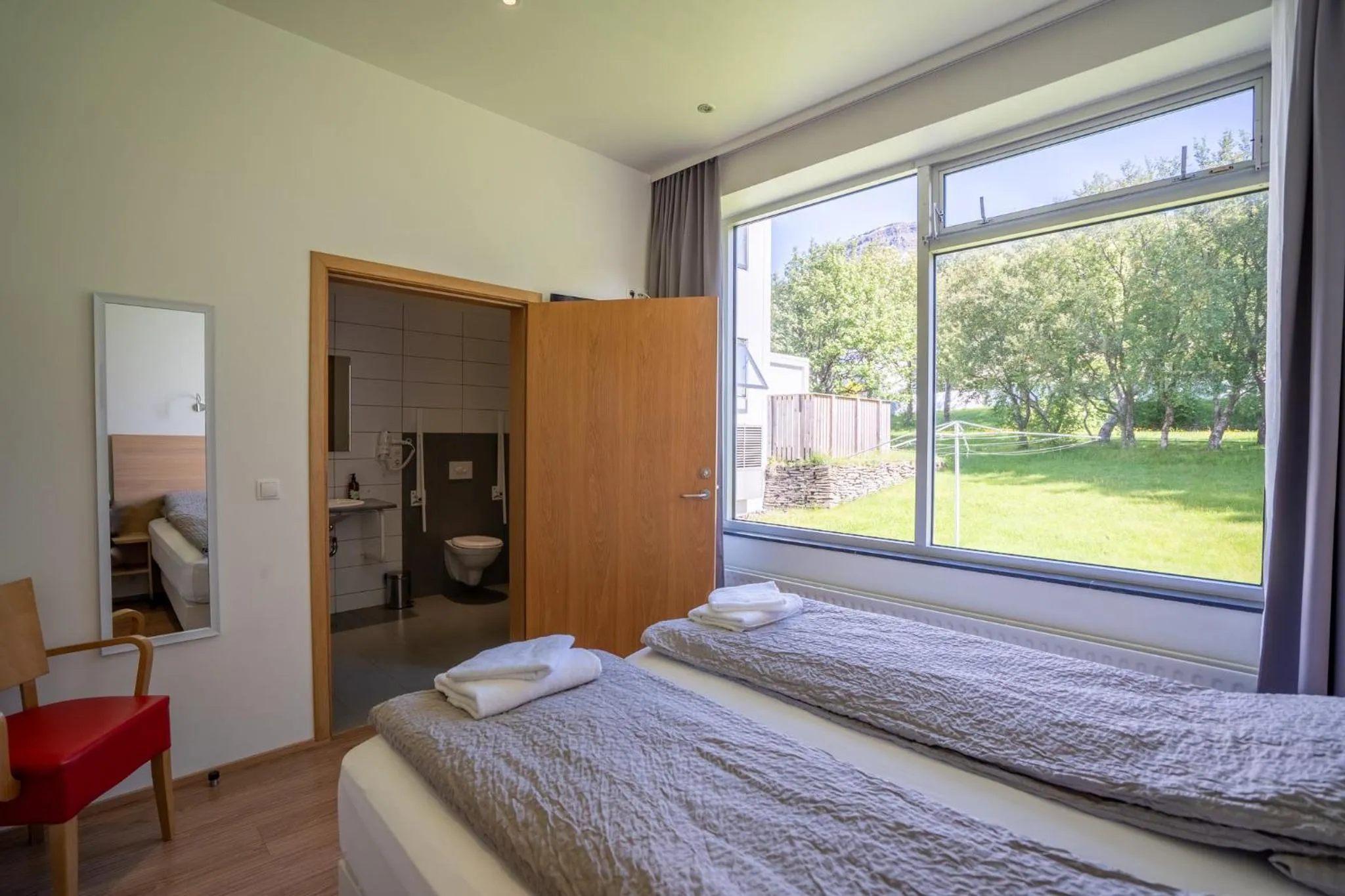 Bedroom, Bed in Hotel Eskifjörður