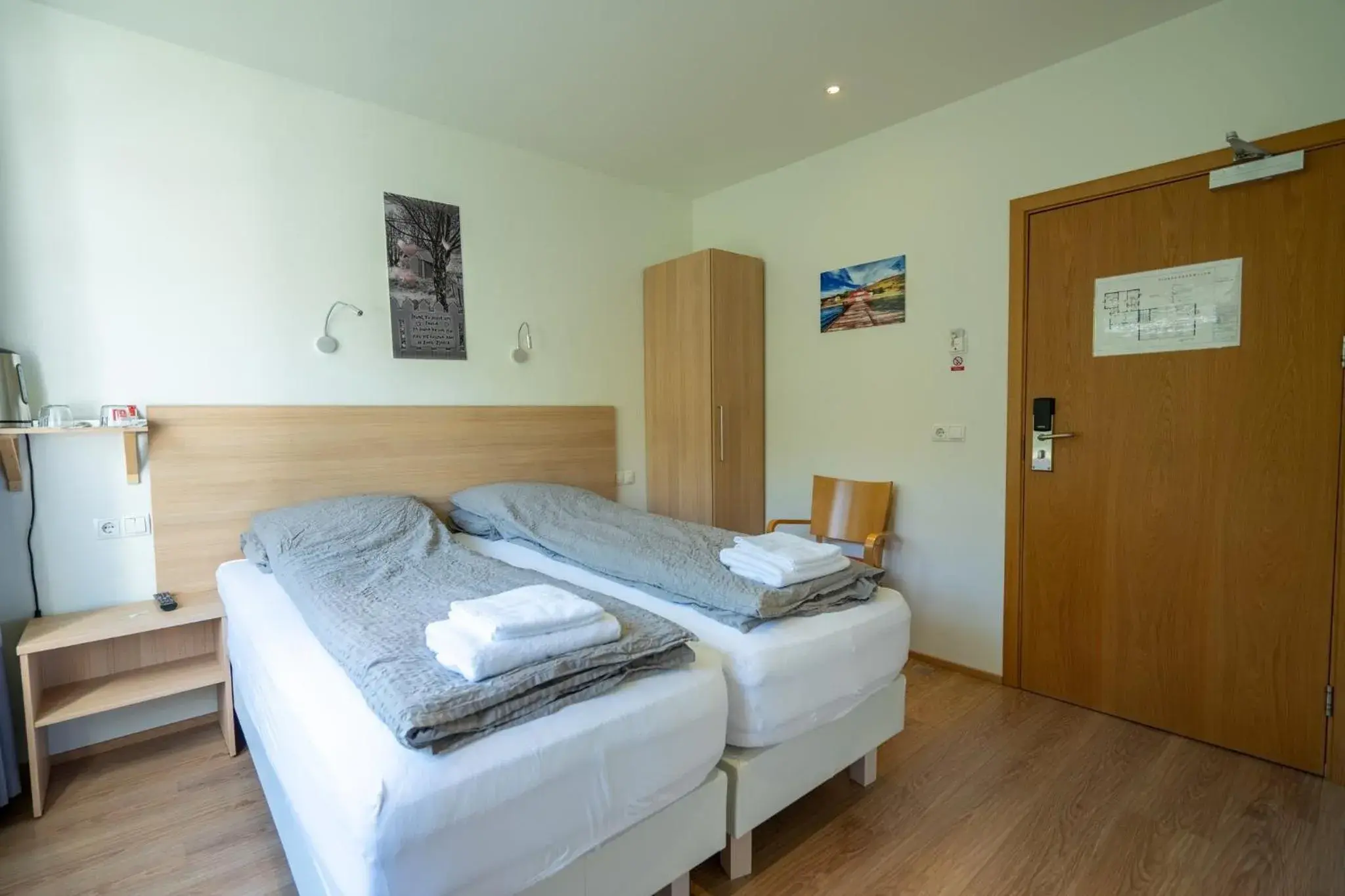 Bedroom, Bed in Hotel Eskifjörður Bedroom, Bed in Hotel Eskifjörður